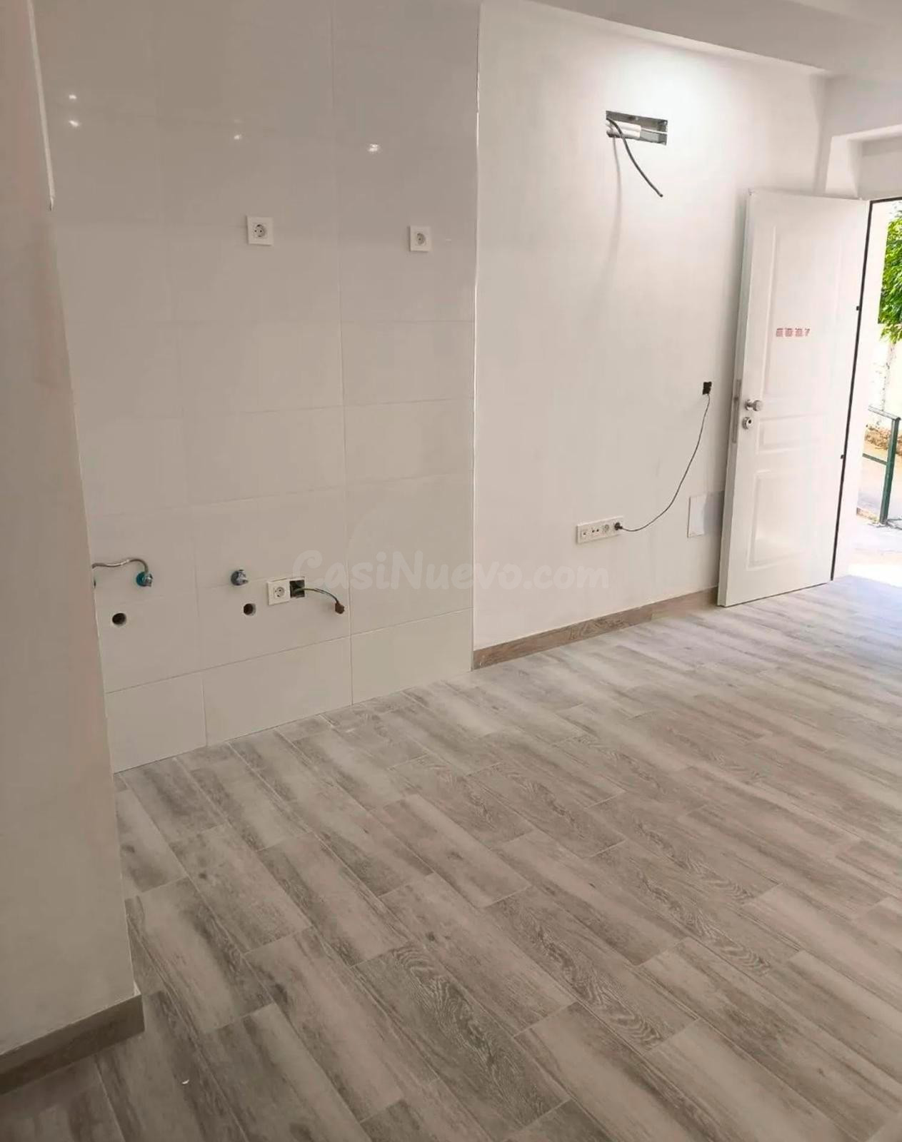 Planta Baja en Torremolinos, local cambio de uso concedido - foto 4