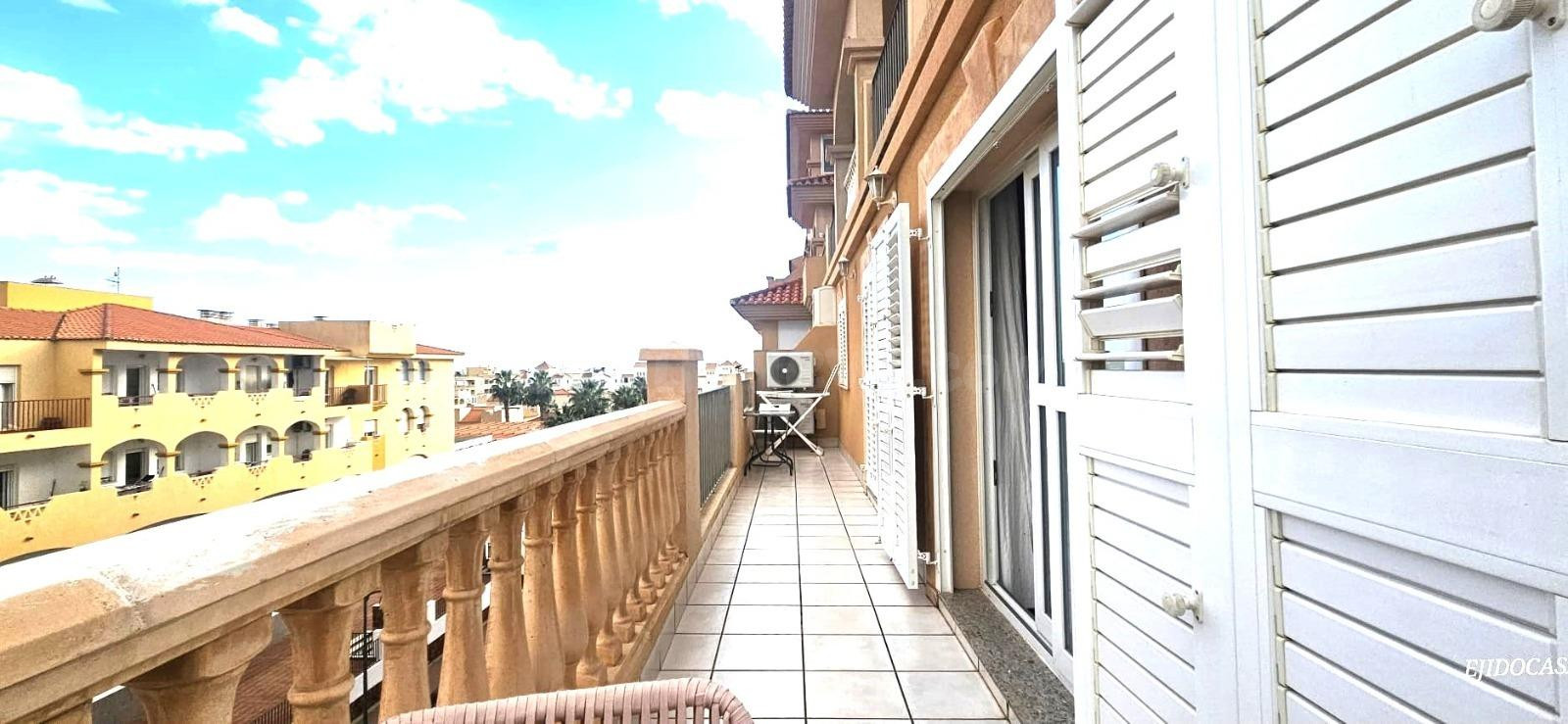 Espectacular piso luminoso en Residencial Portofino, Almerim