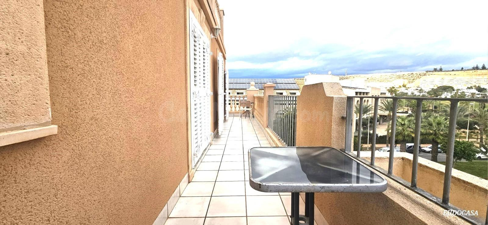 Espectacular piso luminoso en Residencial Portofino, Almerim - foto 2