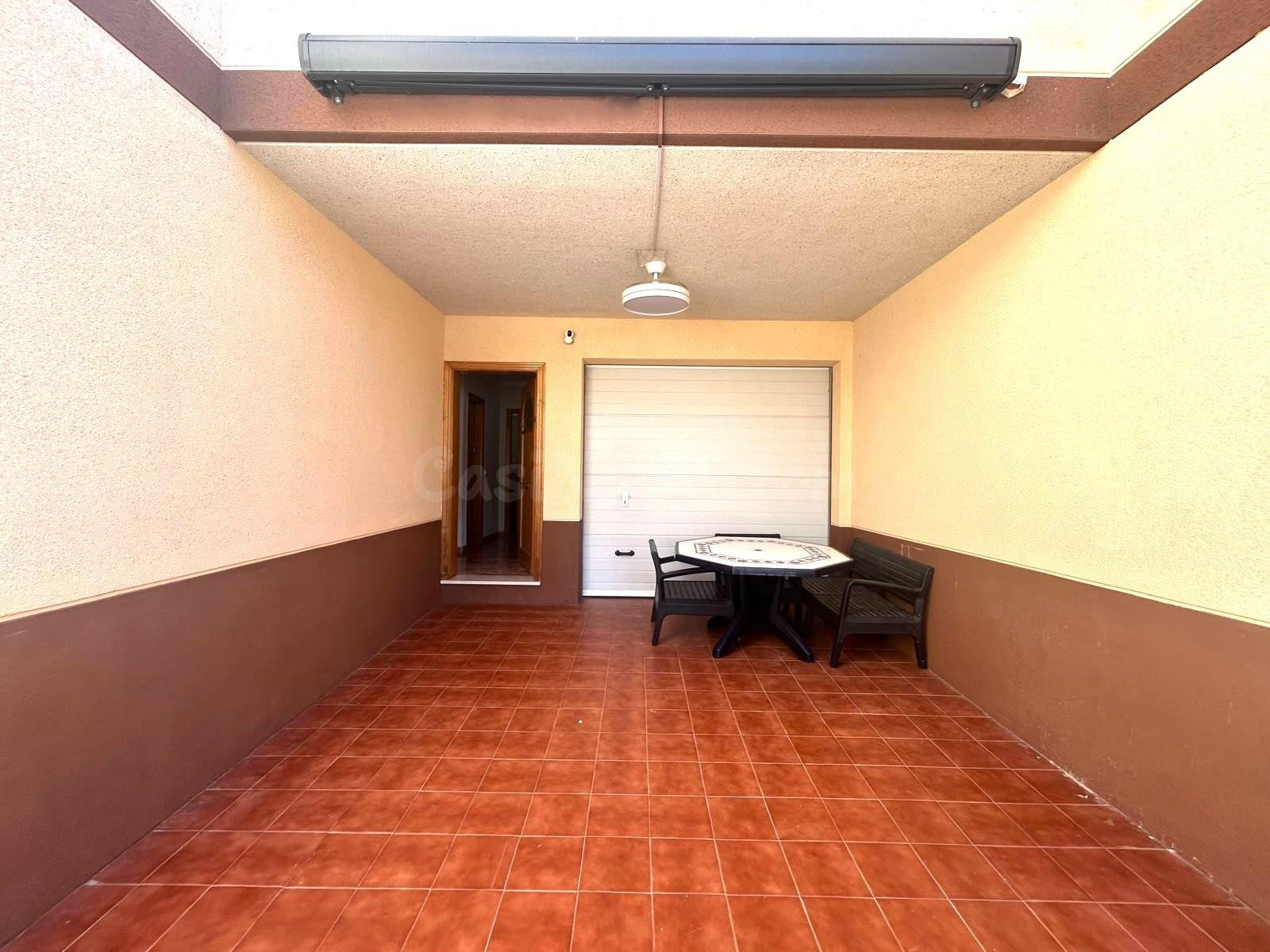 SENSACIONAL VIVIENDA DUPLEX CON SOTANO