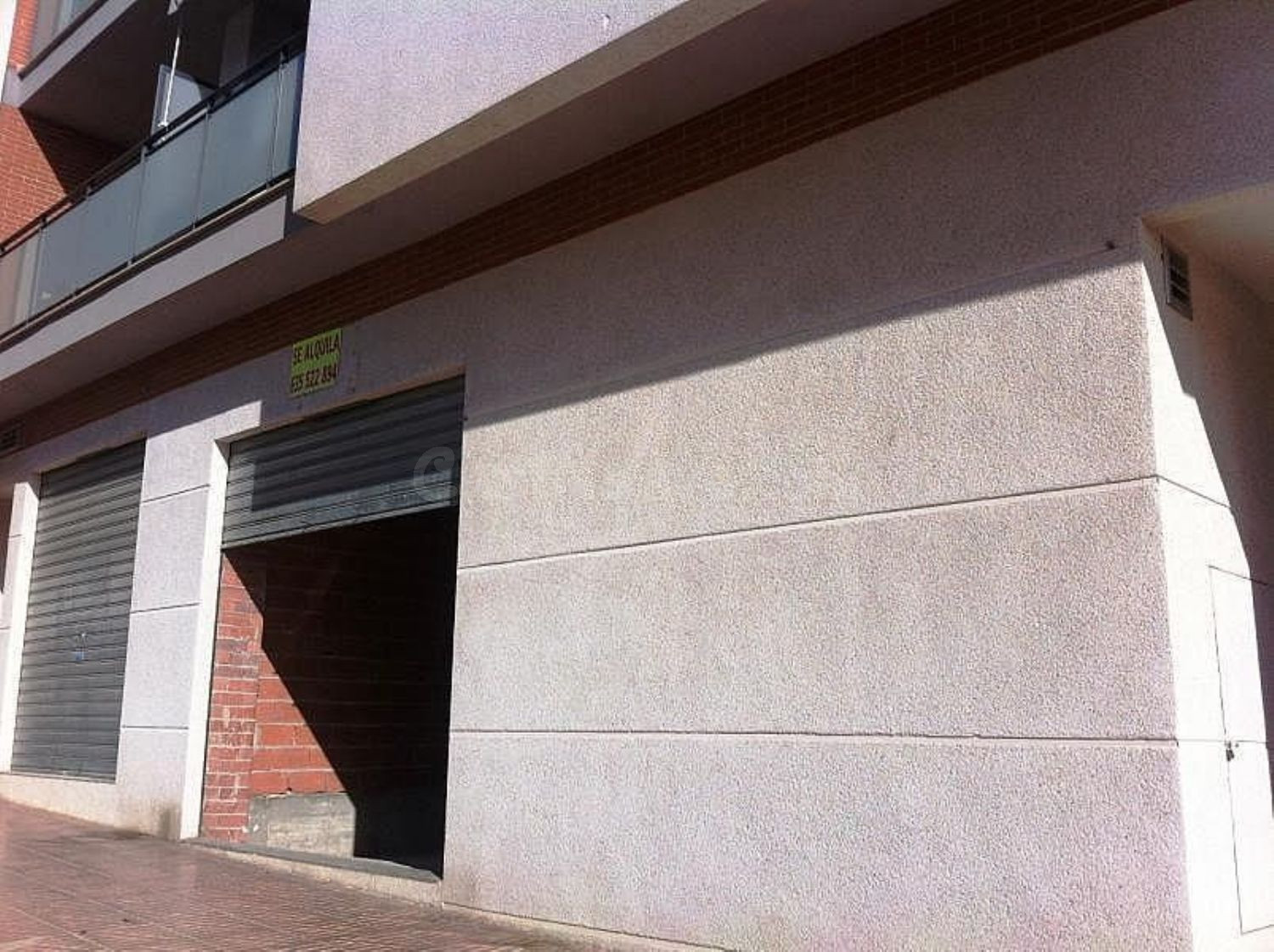 Local comercial 120m² en venta - Buñol