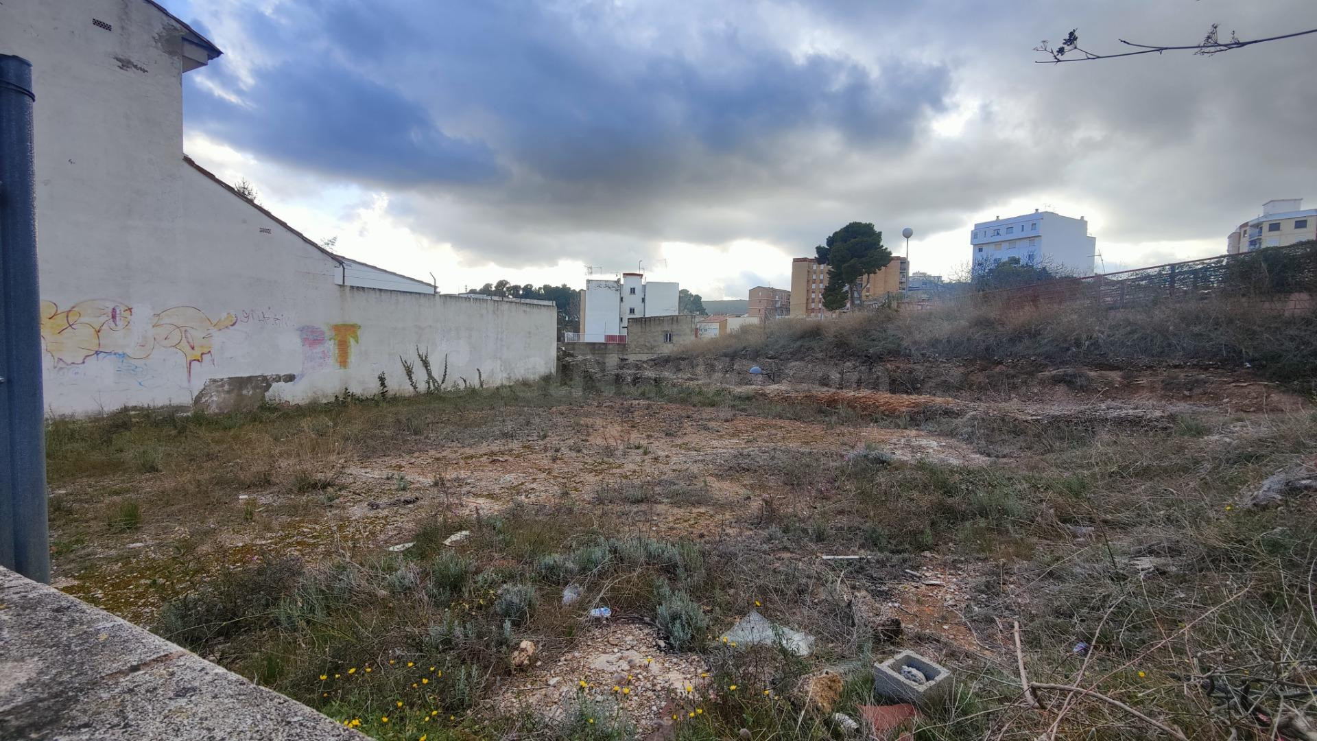 Solar en Buñol en la zona de las ventas