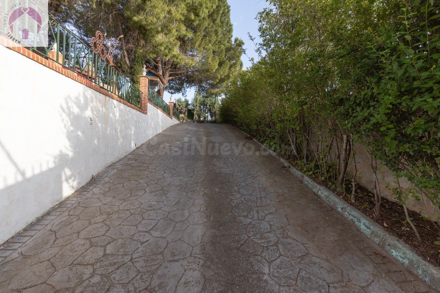 Se vende exclusiva vivienda en Alfacar – Cuesta de Víznar co - foto 2