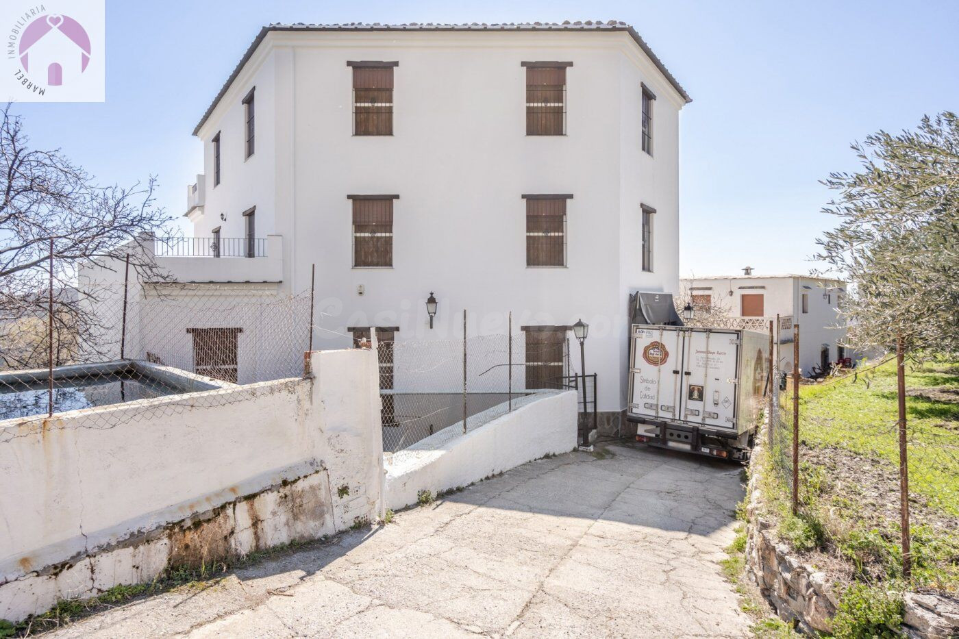 Edificio 1069m² en venta - Portugos