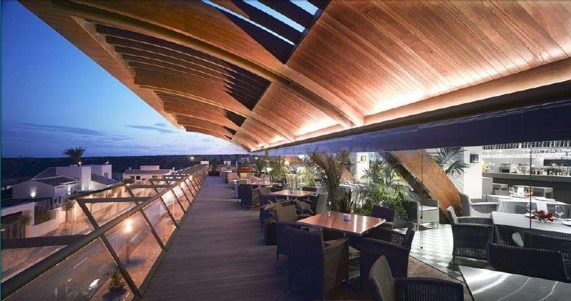 Elegantes villas independientes con piscina privada en Peral - foto 4
