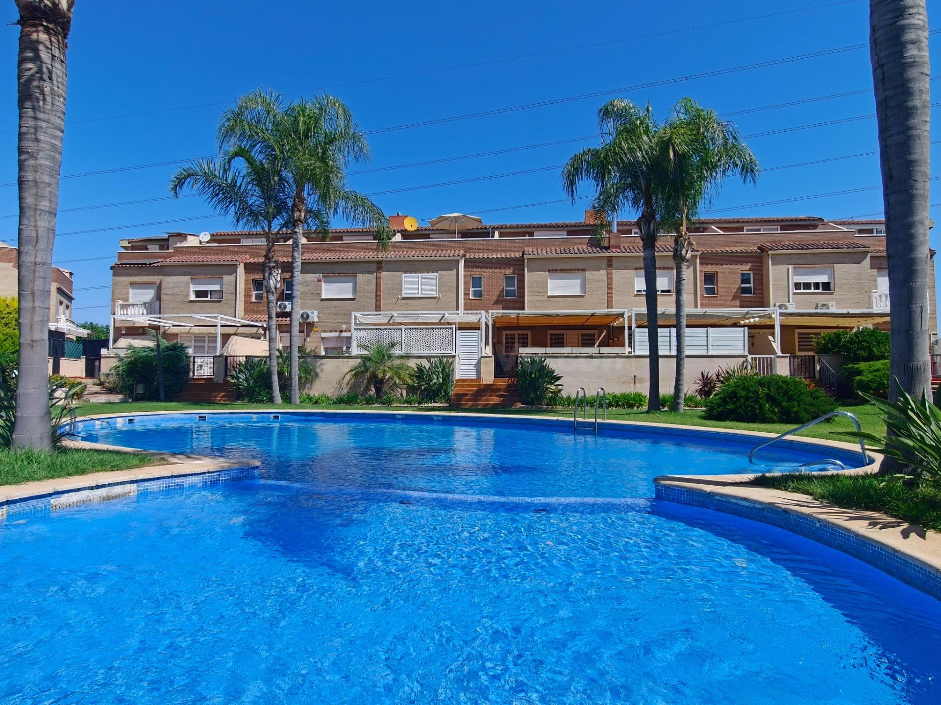 Chalet adosado