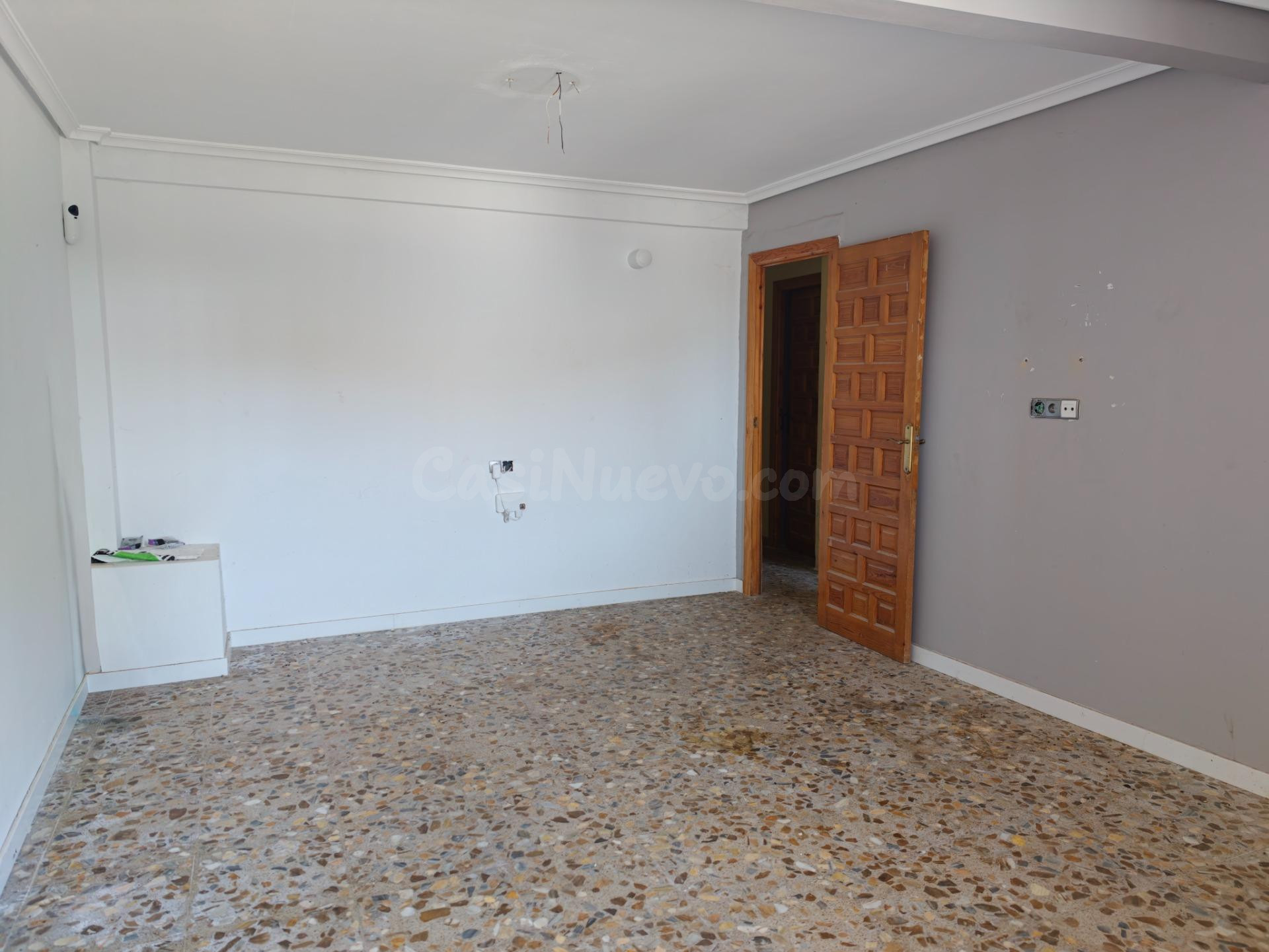 Casa con local comercial - foto 4