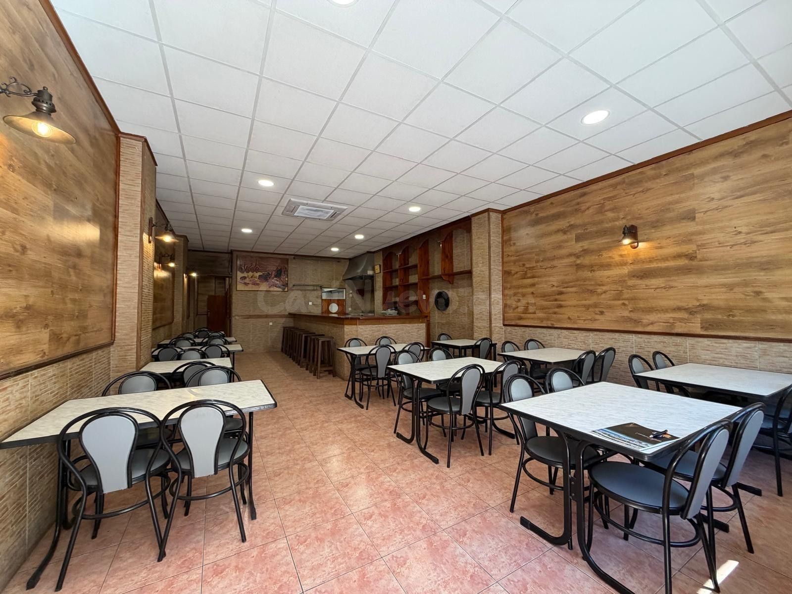 SE VENDE RESTAURANTE A 250 METROS DE PLAYA DEL CURA CON SUPE - foto 3