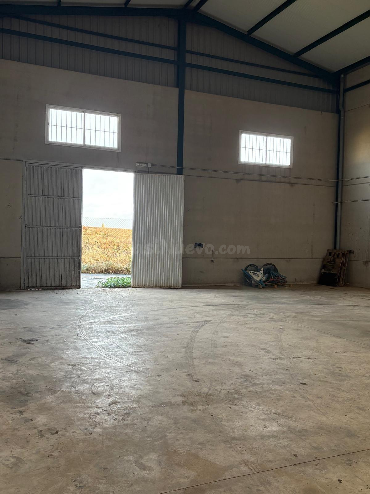 NAVE INDUSTRIAL EN ALMENDRALEJO - foto 3