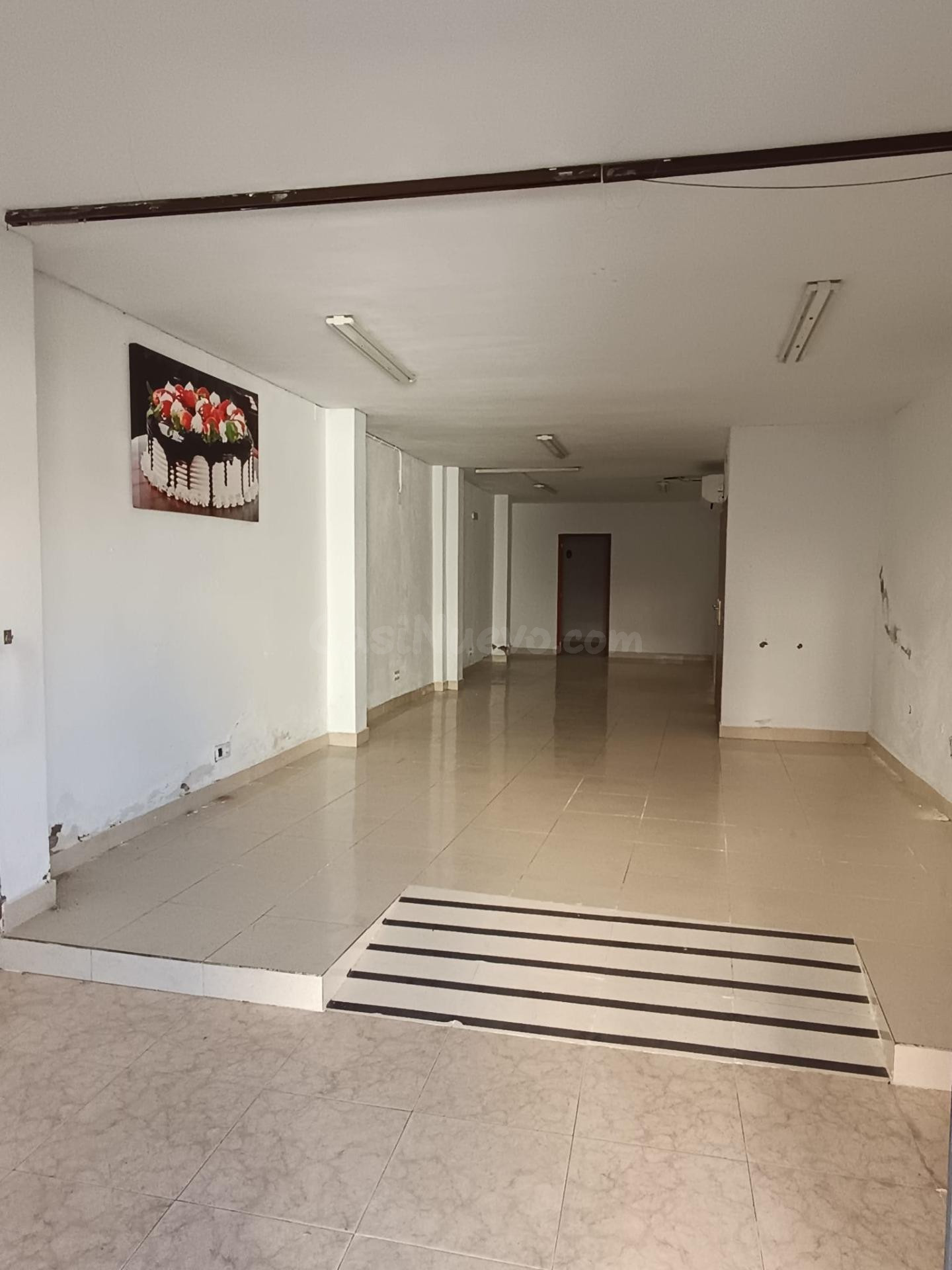 ALQUILER LOCAL COMERCIAL EN ALMENDRALEJO