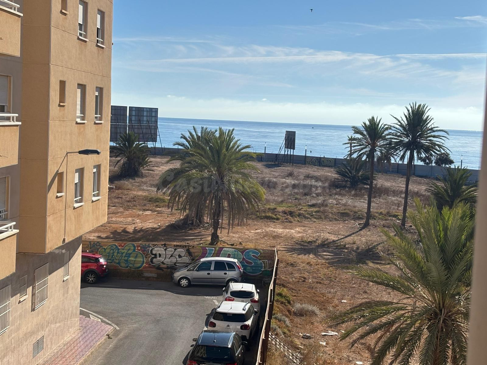 Espectacular piso de 97 m2 con terraza y vistas al mar