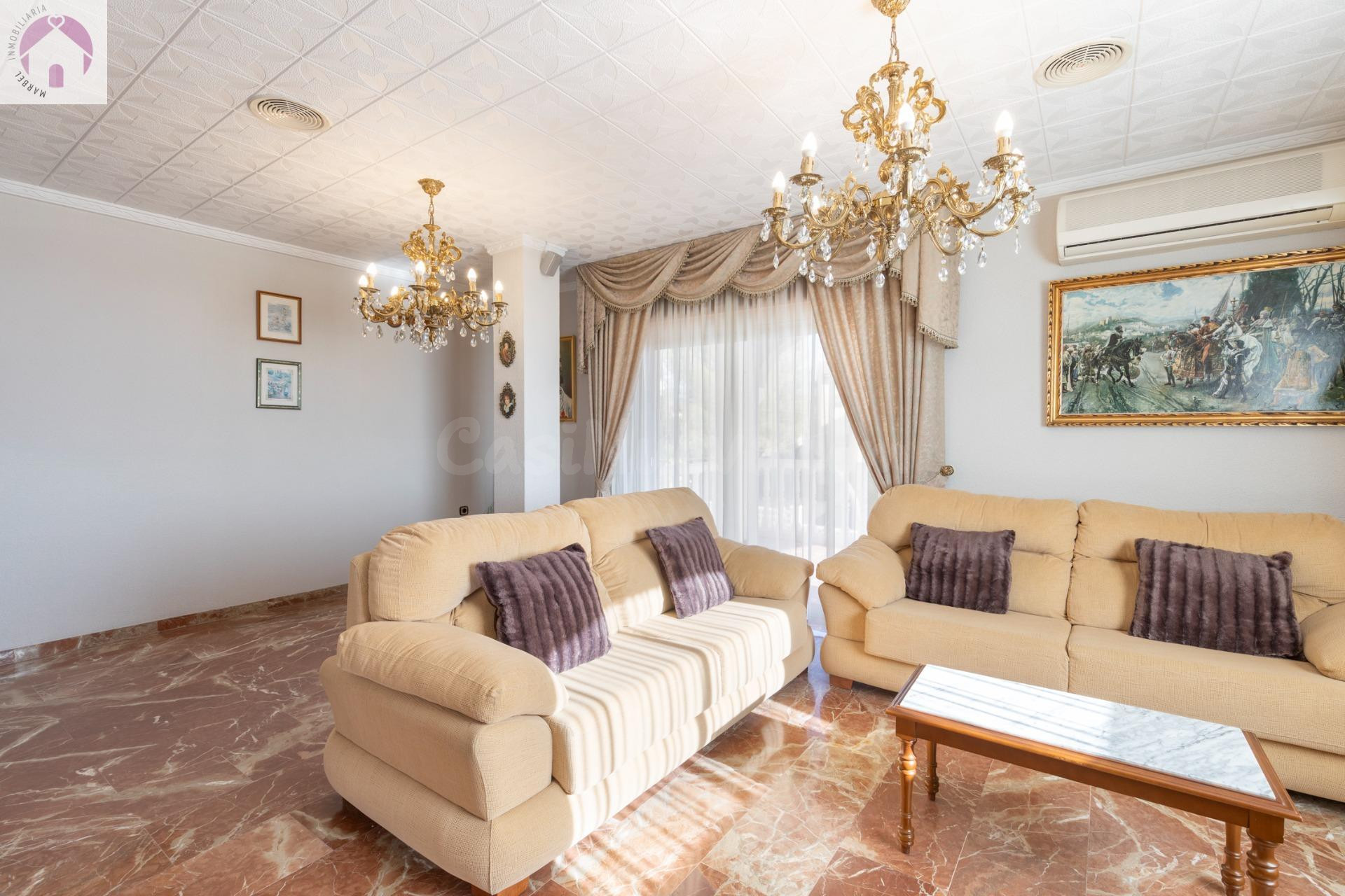 Amplio Pareado en Vega de Granada: Tu Nuevo Hogar Espera por - foto 4