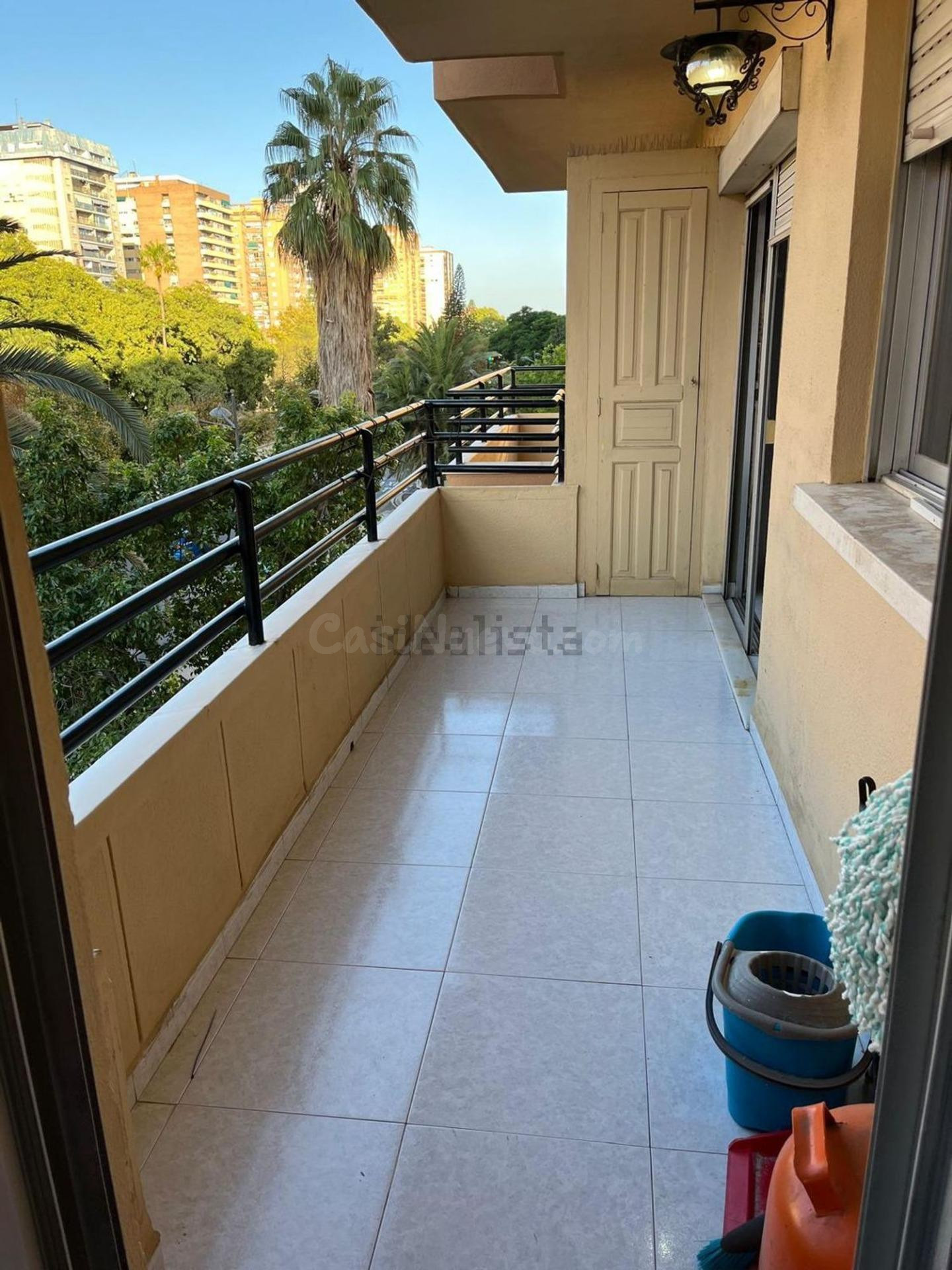 Piso 2 habitaciones 99m² en alquiler - Algiros - foto 3