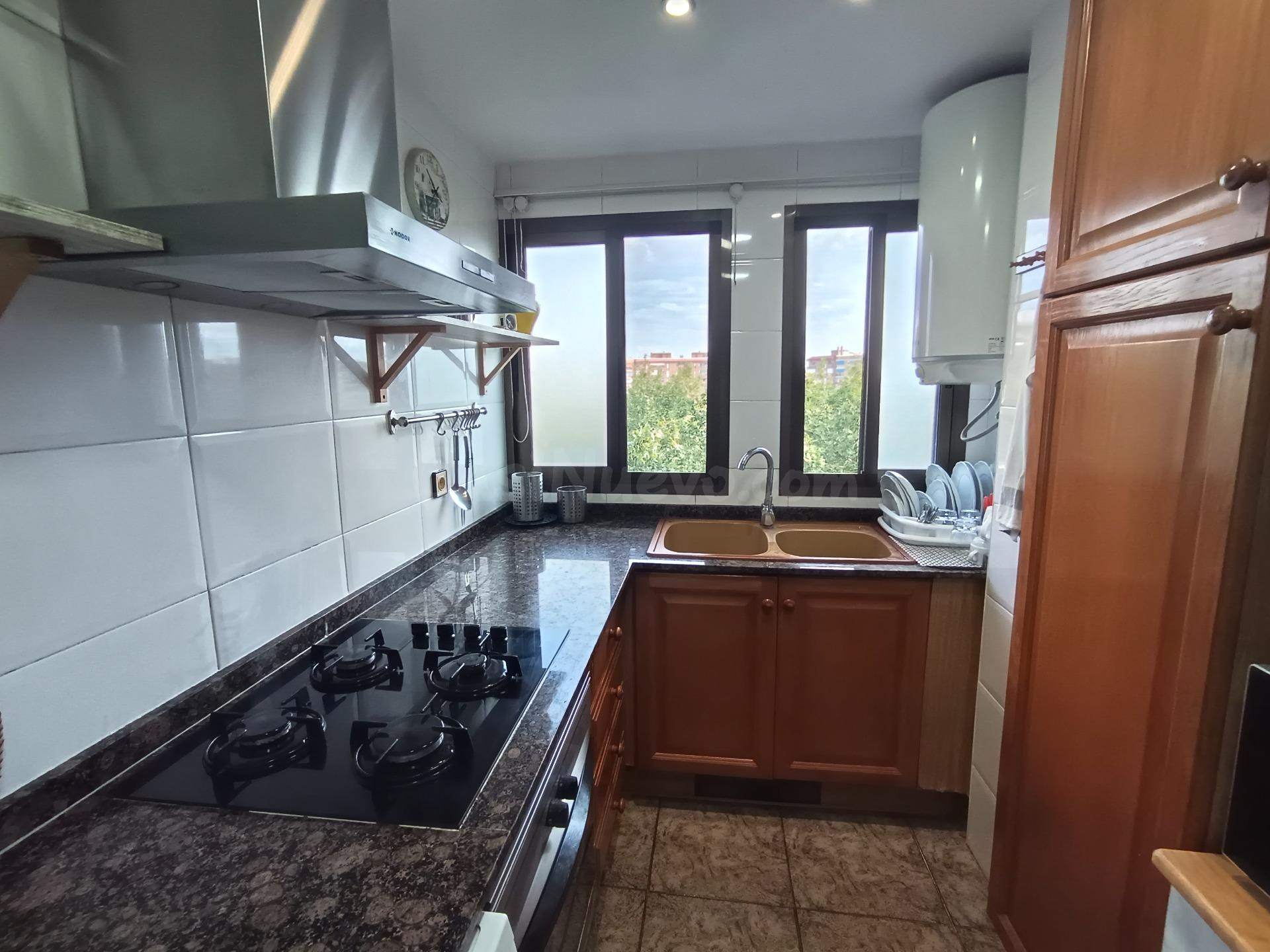 Piso 3 habitaciones 88m² en alquiler - Malilla - foto 3