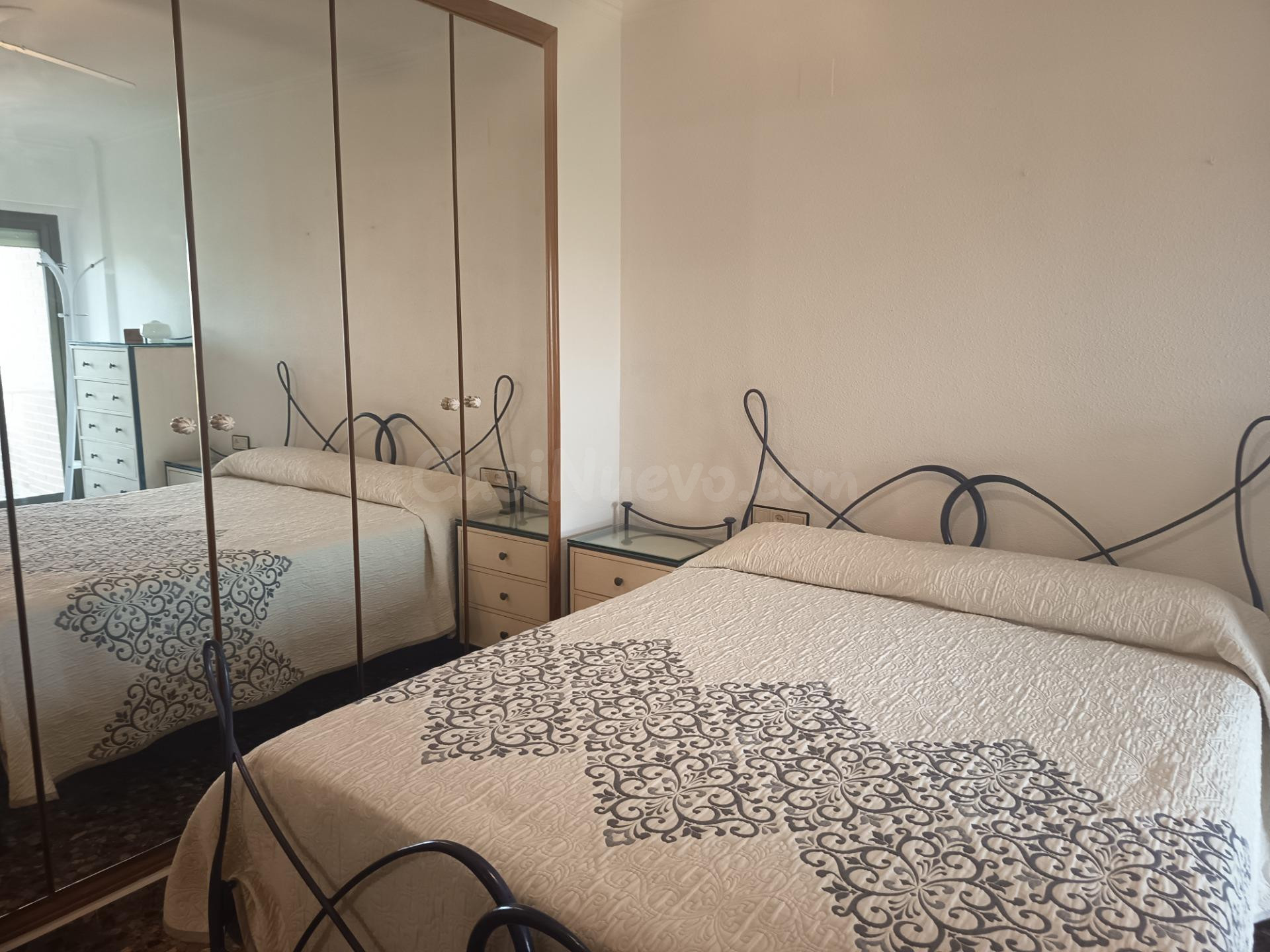 Piso 3 habitaciones 88m² en alquiler - Malilla - foto 4
