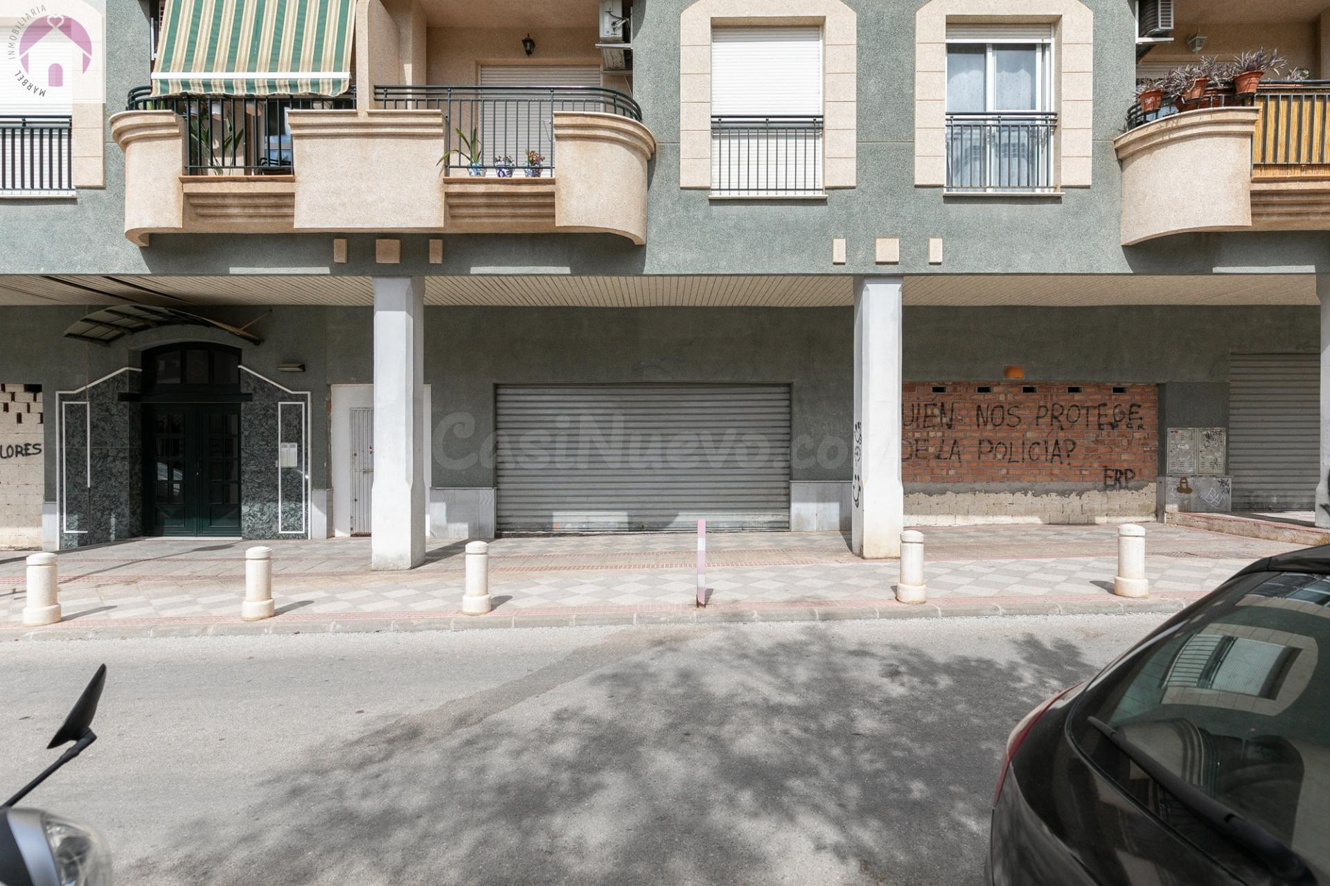 Oportunidad en Atarfe, local de origen de 222m2