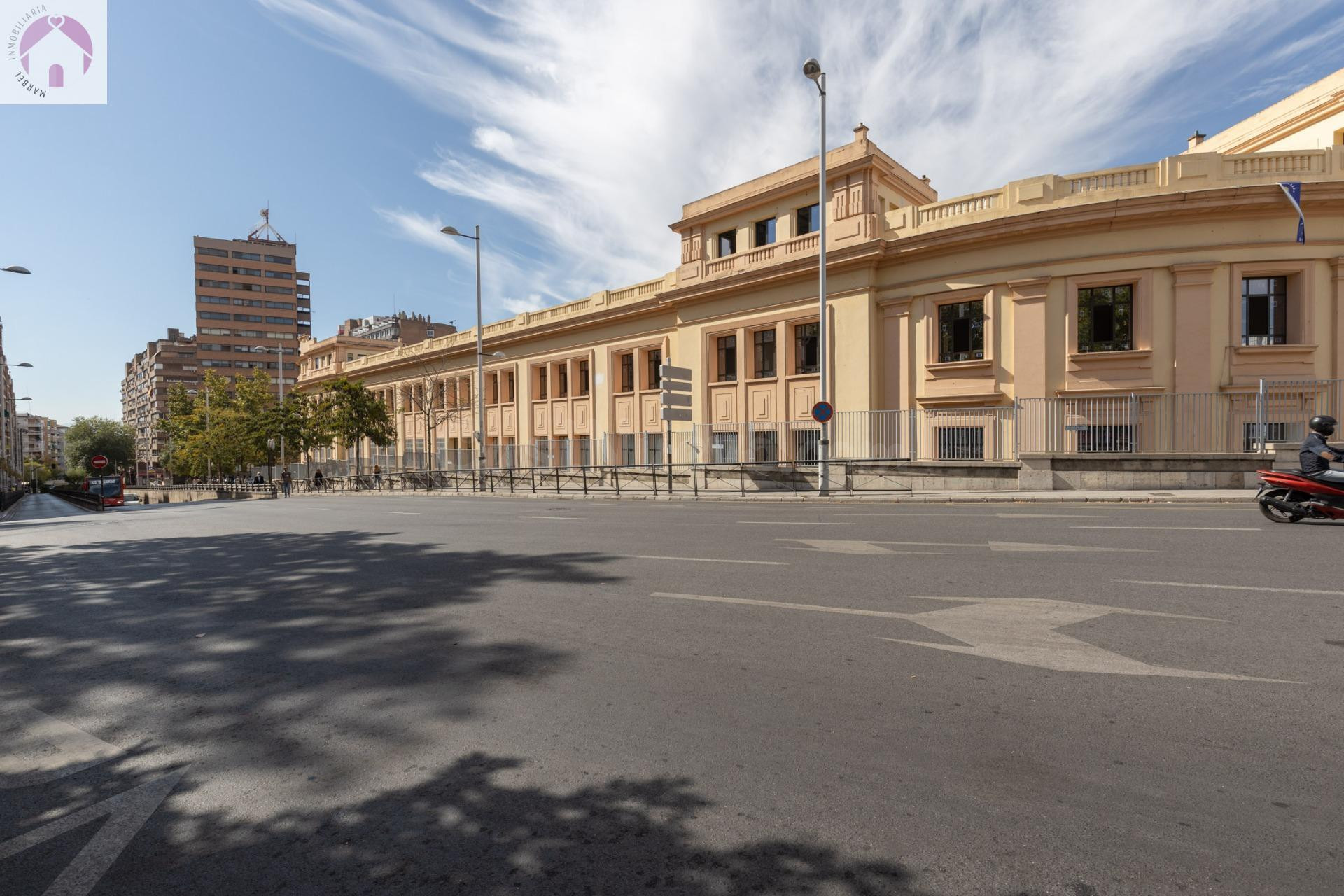 OPORTUNIDAD DE VENTA DE PISO EN ZONA ANCHA DE CAPUCHINOS - foto 2