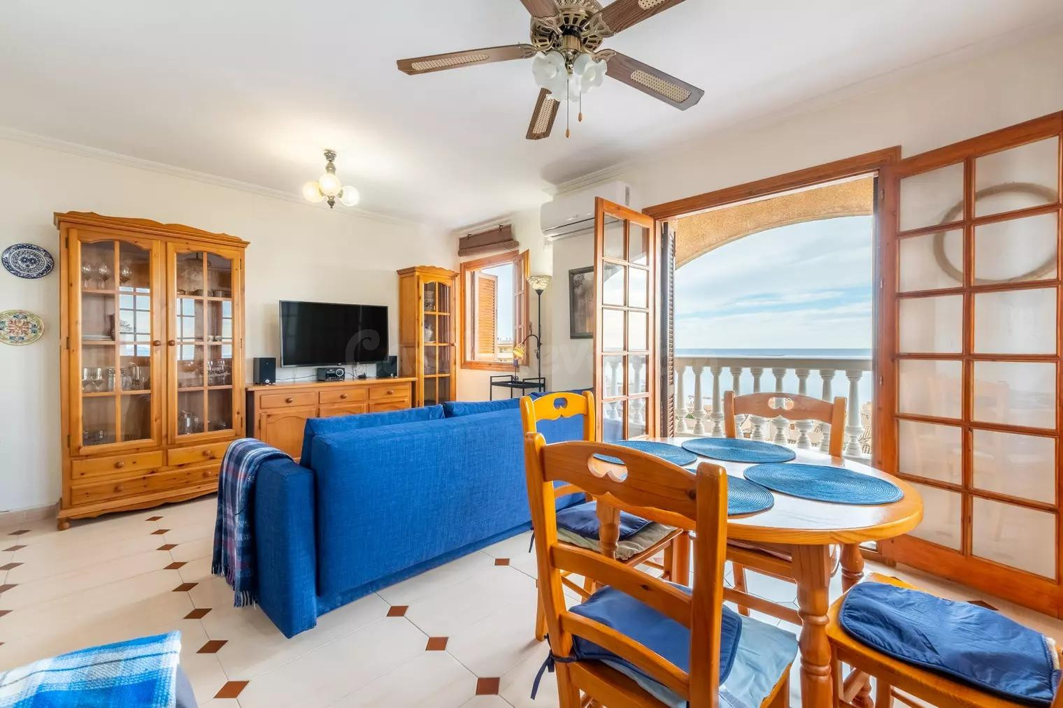 001 CABOMAR I. Apartamento con vistas al mar