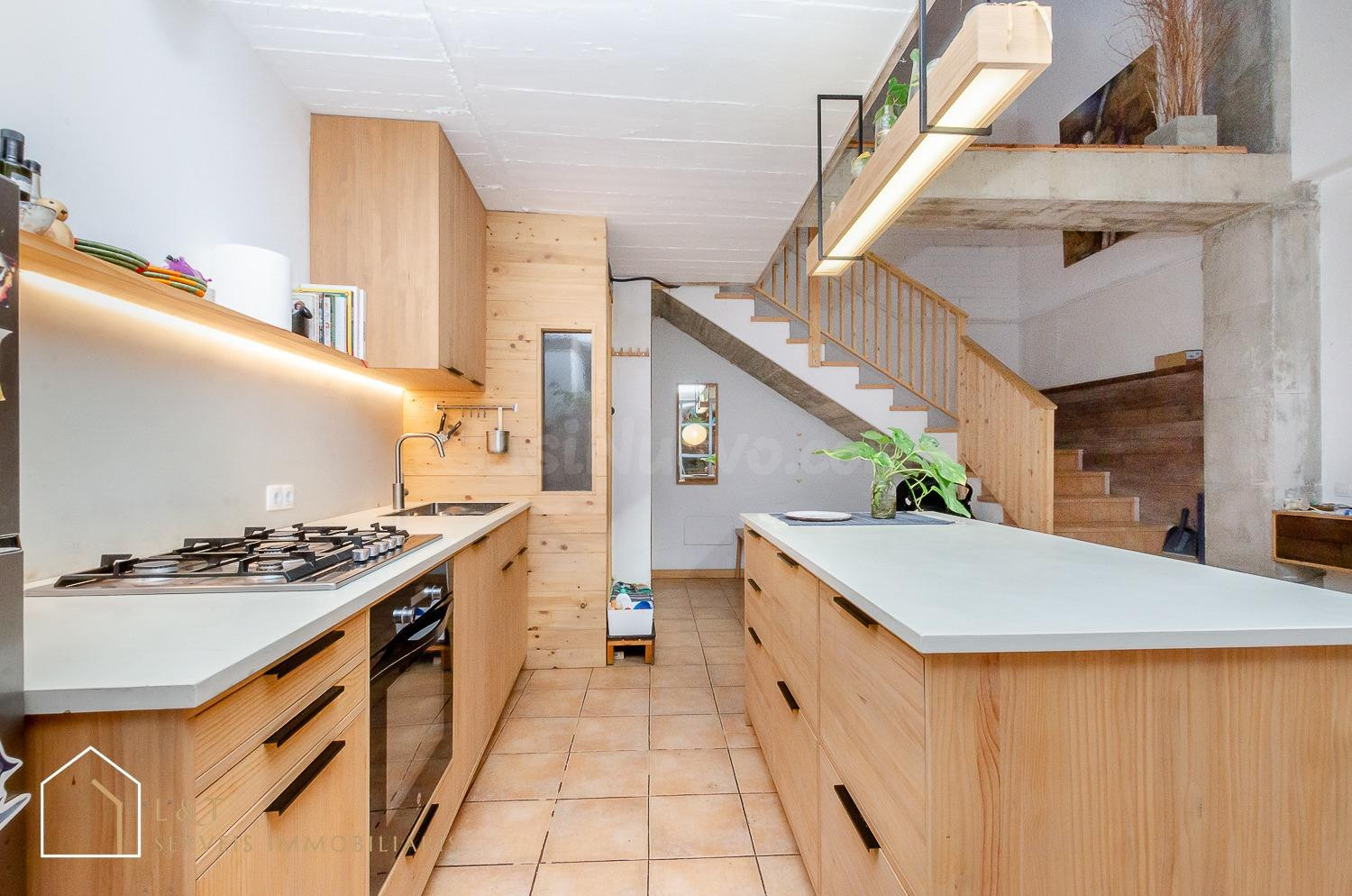 LOCAL DUPLEX REFORMADO COMO VIVIENDA - foto 3