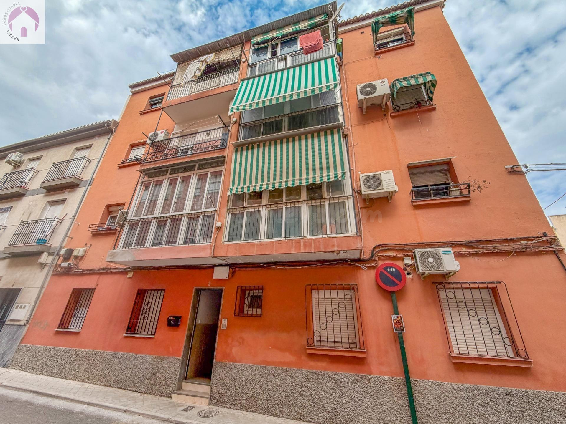 Piso de 2 dorm. reformado para entrar a vivir. - foto 3