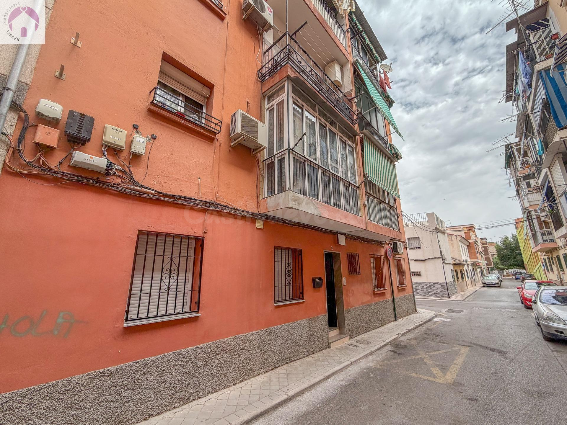 Piso de 2 dorm. reformado para entrar a vivir. - foto 4