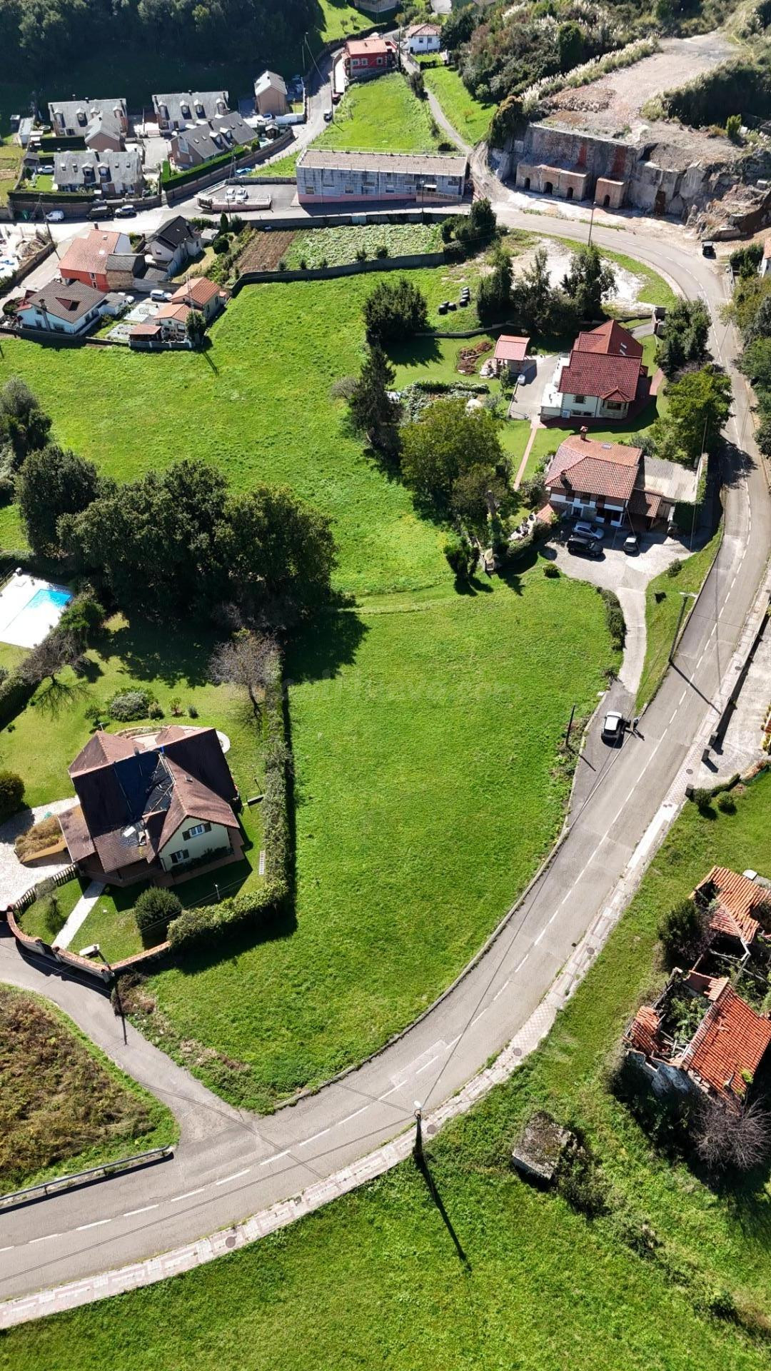 TERRENO URBANO en Igollo de Camargo - foto 3