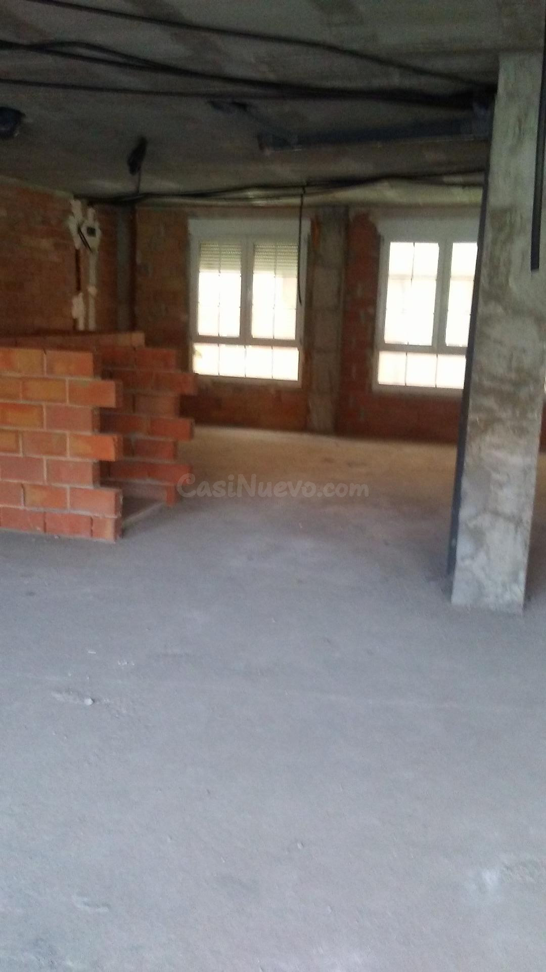 LOCALES UBICADOS EN UNA ZONA DOTADA DE TODOS LOS SERVÍCIOS - foto 3