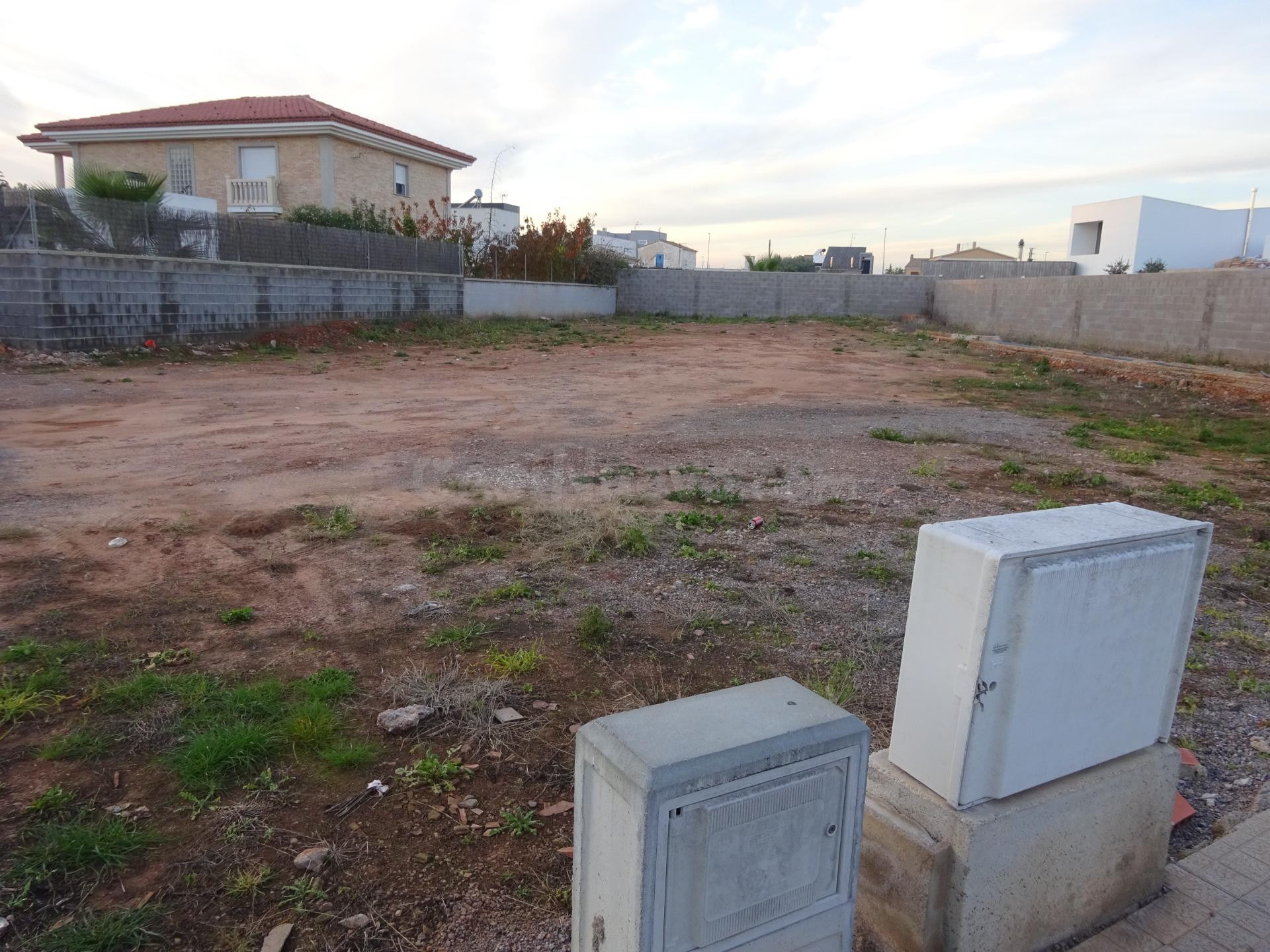PARCELA URBANA A DOS MINUTOS DEL CASCO URBANO DE VILA-REAL