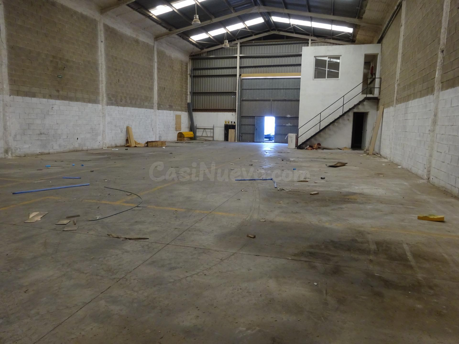 NAVE PARA ALQUILAR EN CAMINO BETXI