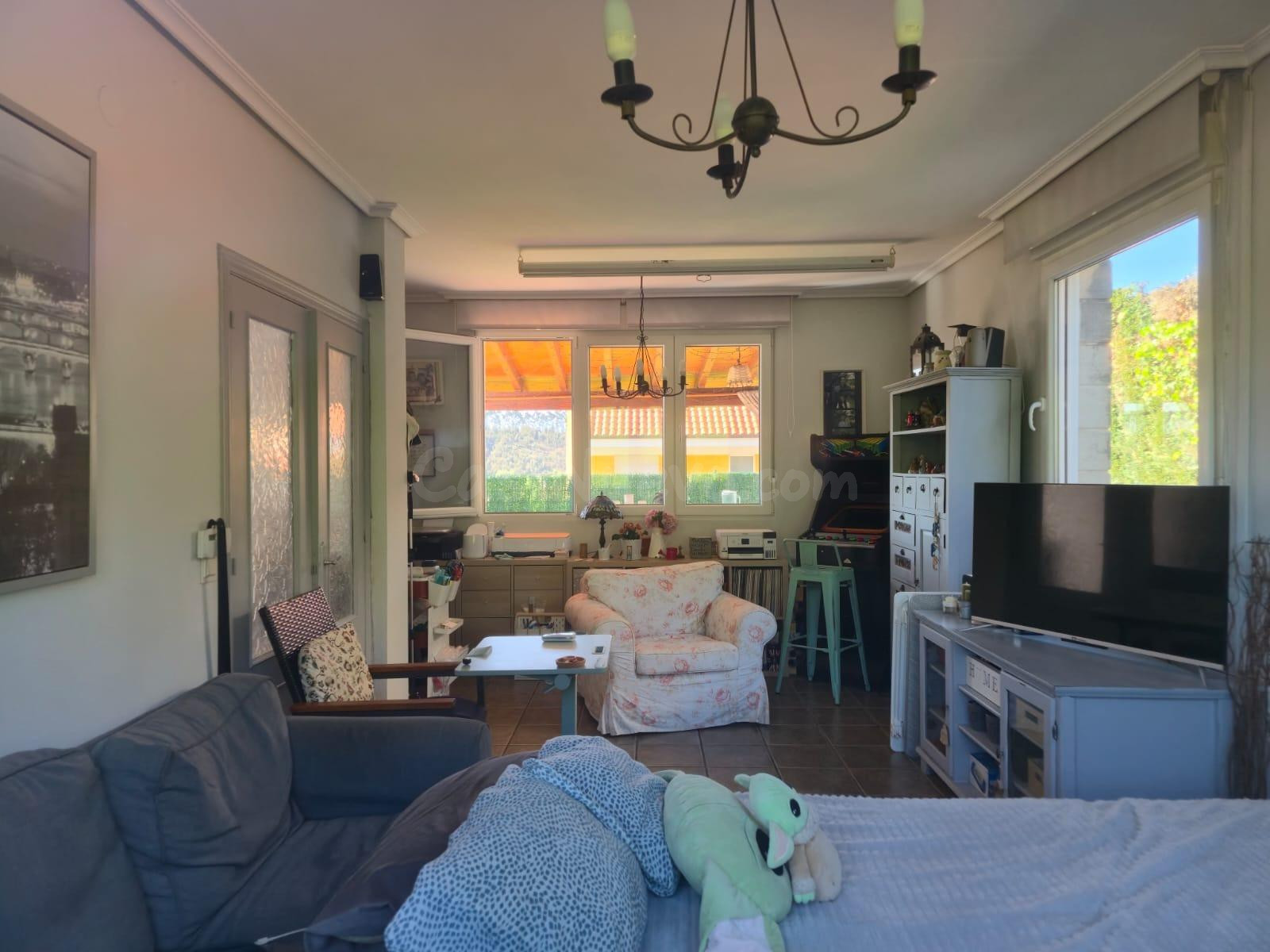 Tu hogar soñado: casa con piscina y jardín en Mortera - foto 2