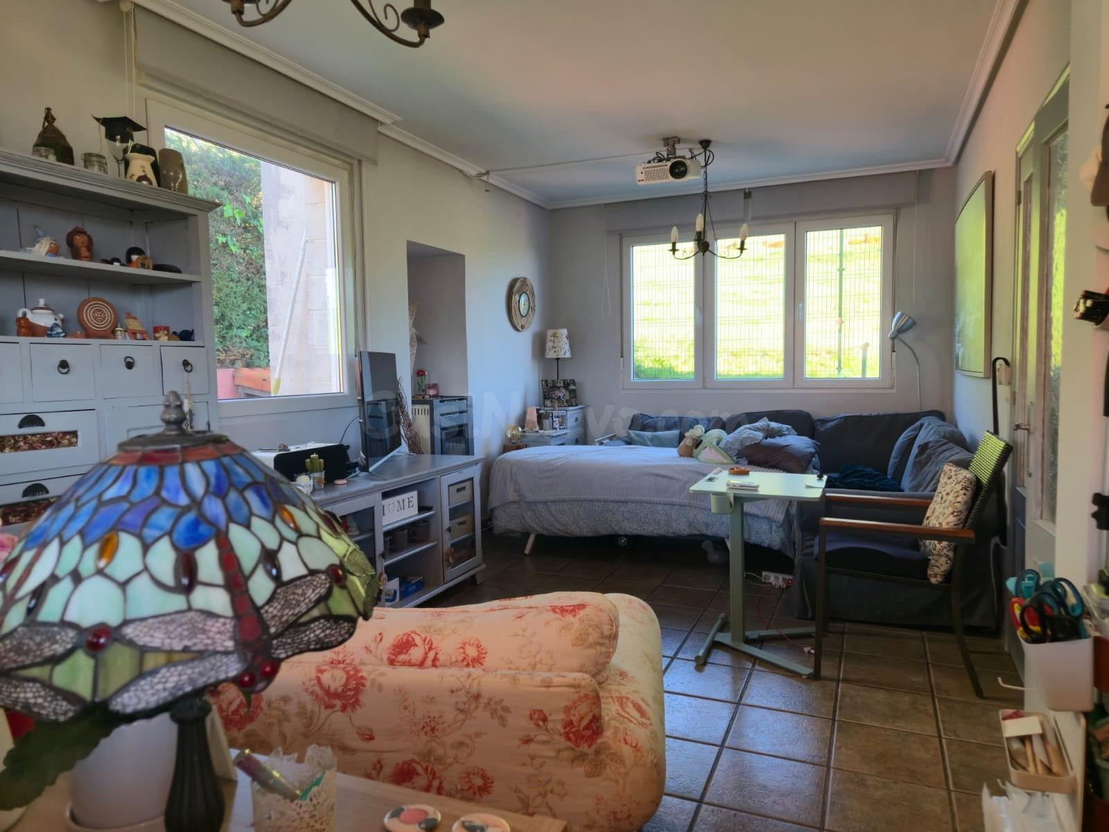 Tu hogar soñado: casa con piscina y jardín en Mortera - foto 3