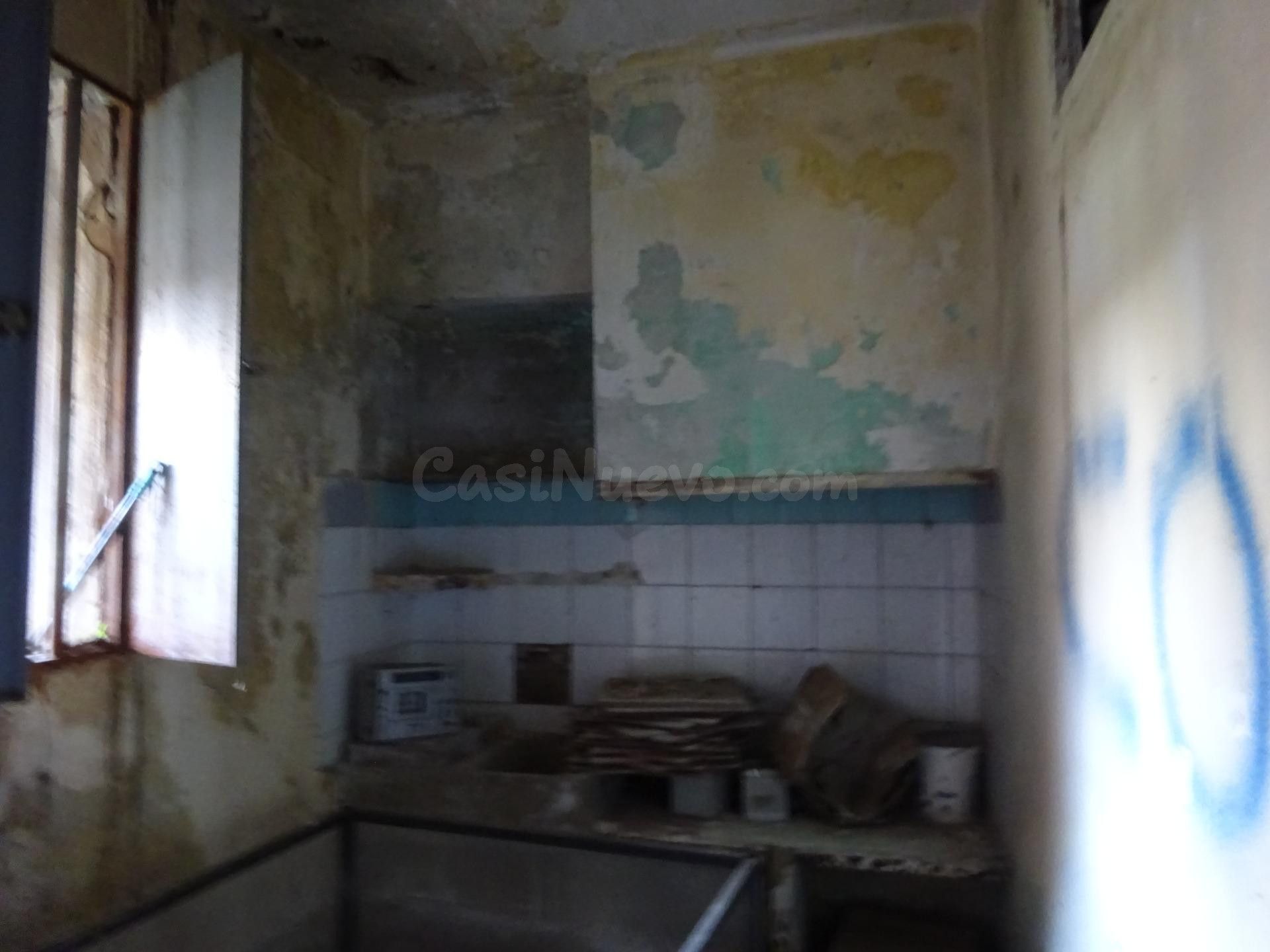 SE VENDE CASA PARA REFORMAR EN AVDA. ALEMANIA - foto 2