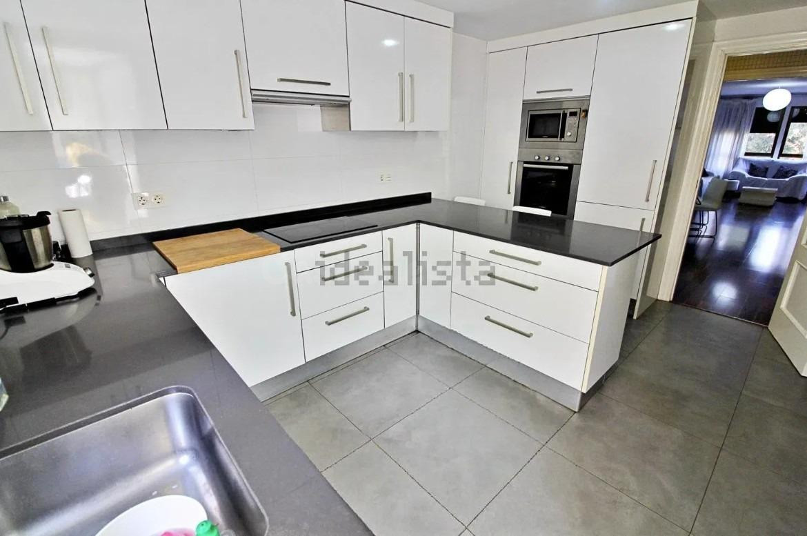 PRECIOSO PISO PARA VENDER EN ZONA CENTRO - foto 2