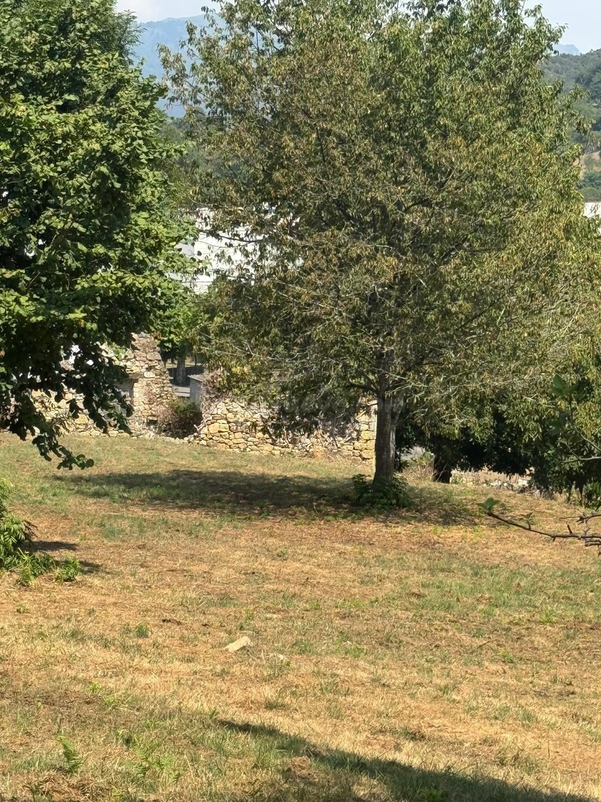 Oportunidad en Ramales!!!!!!!! Terreno con parte urbana y rú - foto 2