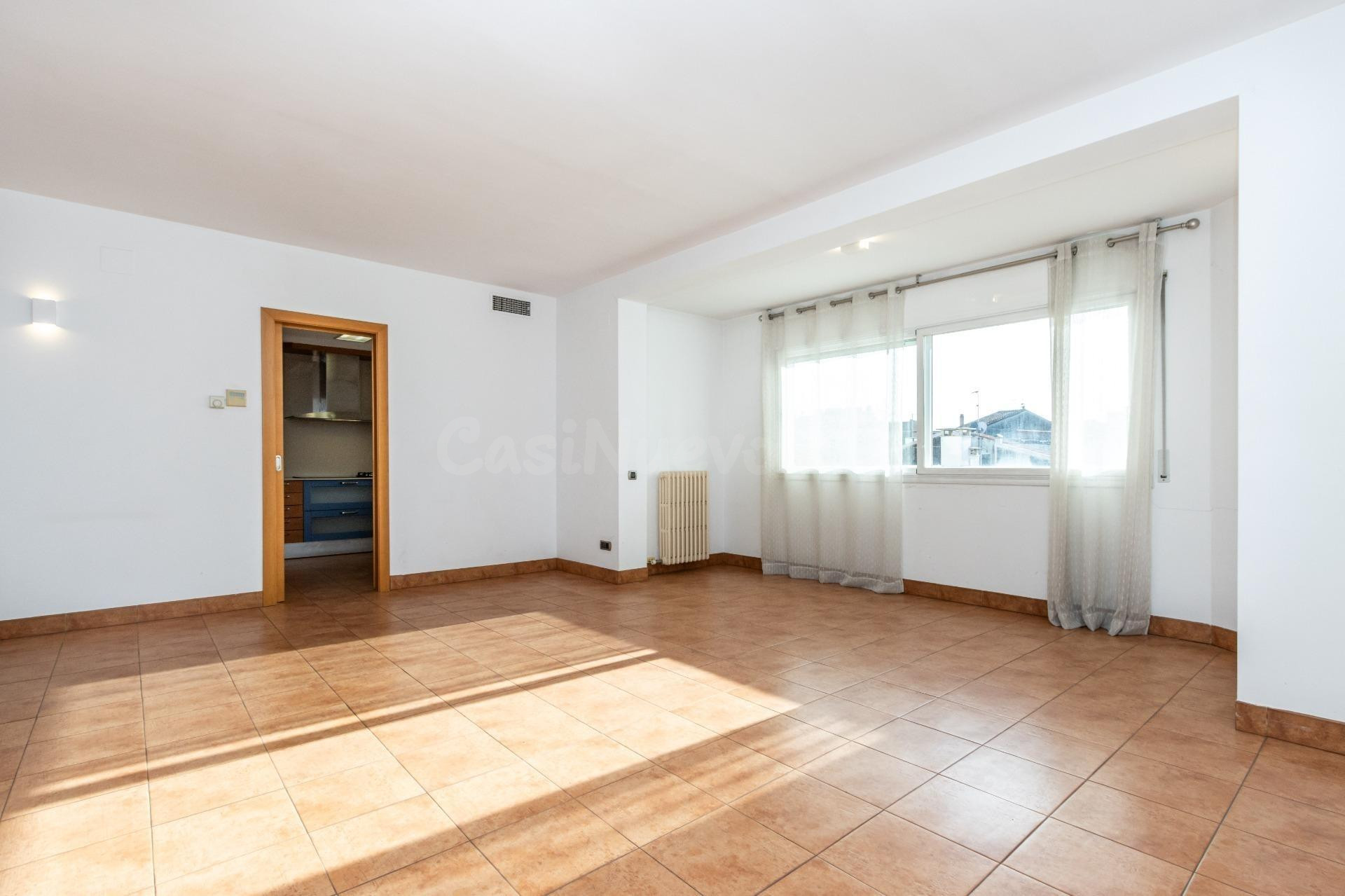 ESPECTACULAR ÁTICO DÚPLEX DE 5 habitaciones CON 2 SALONES, 2 - foto 4