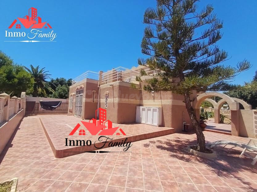 VENTA CHALET EN LA URBA ROQUETAS DE MAR, 2 DOR, 2 BAÑOS, COC
