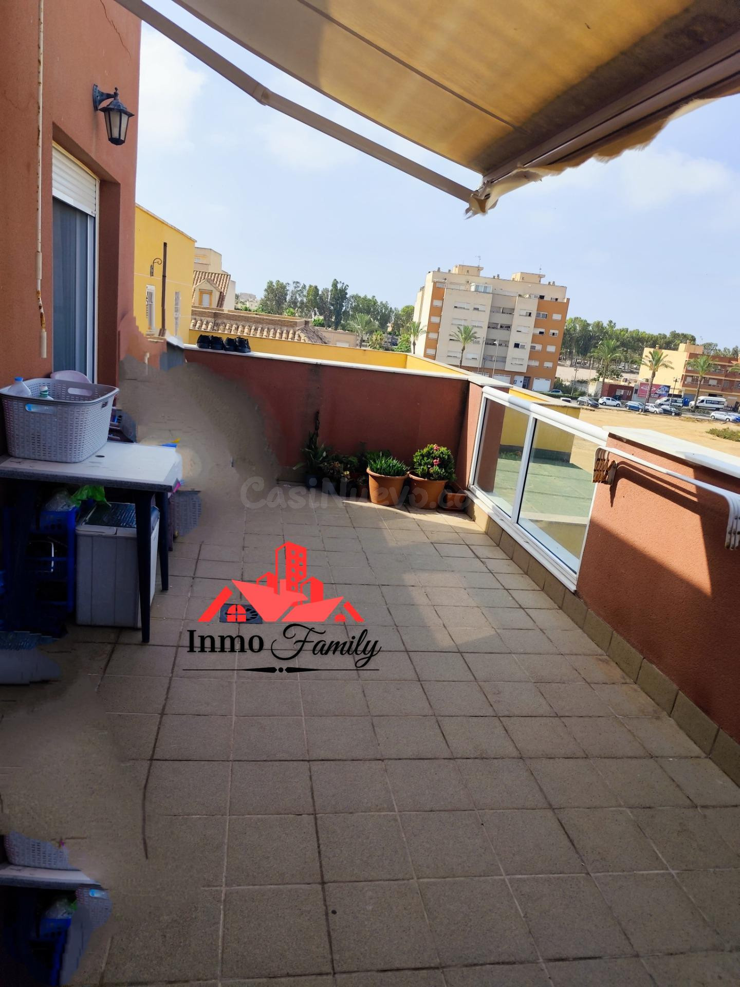 VENTA DE ÁTICO EN LAS MARINAS. 2 DOR, TERRAZA DE 10 m, COCIN