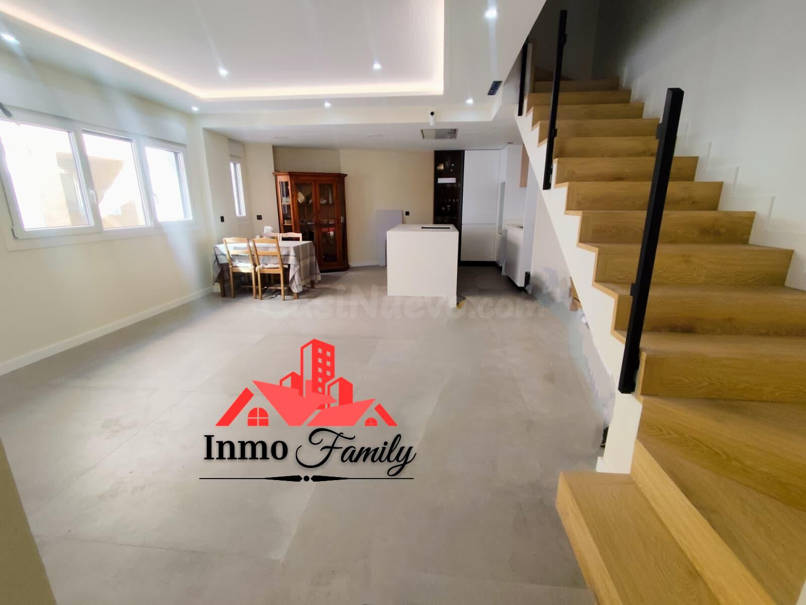 ¡DUPLEX ADOSADO A ESTRENAR EN ROQUETAS DE MAR! ¡VIVE CERCA D