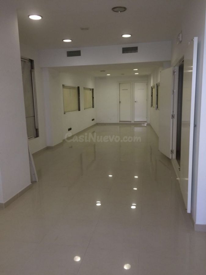 Local comercial 1 habitación 112m² en venta - Andalucia