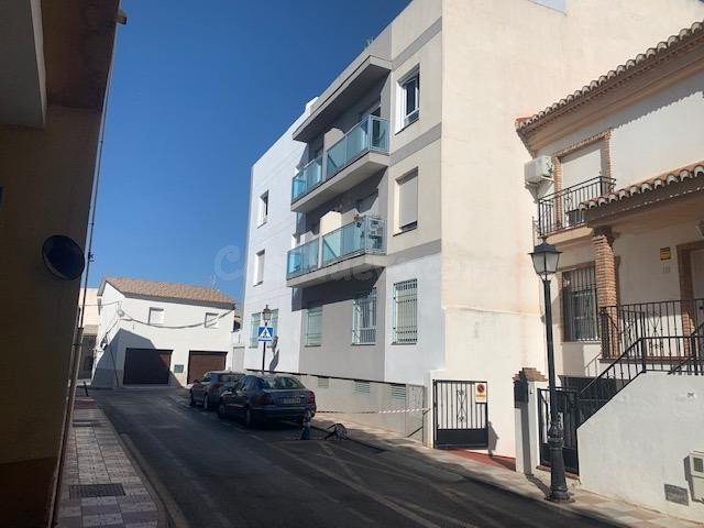 Venta de pisos en Cúllar Vega