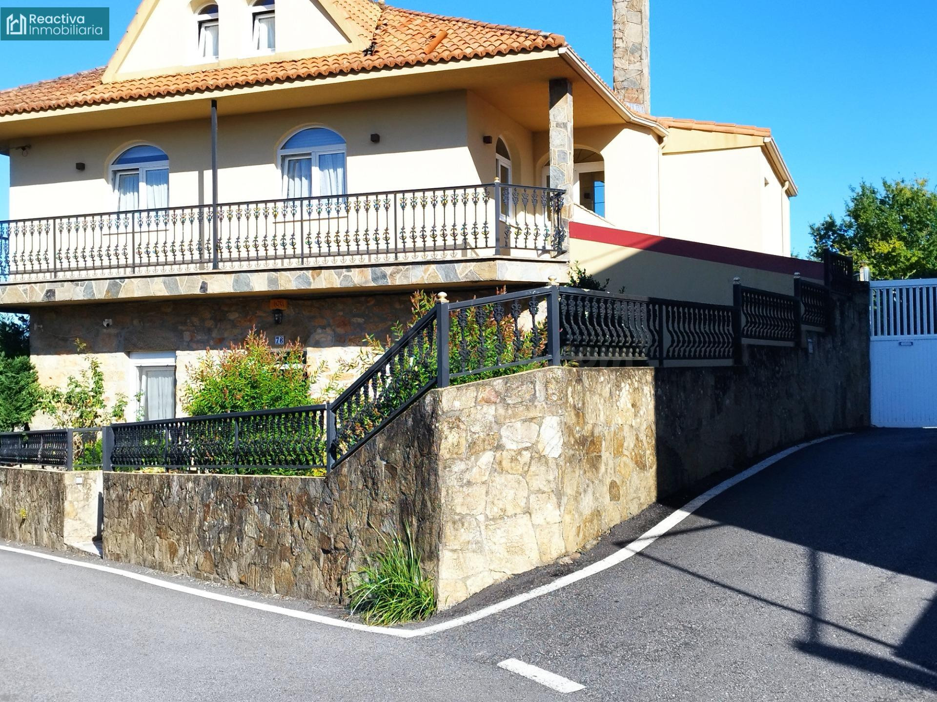 Casa 5 habitaciones 293m² en venta - Galicia
