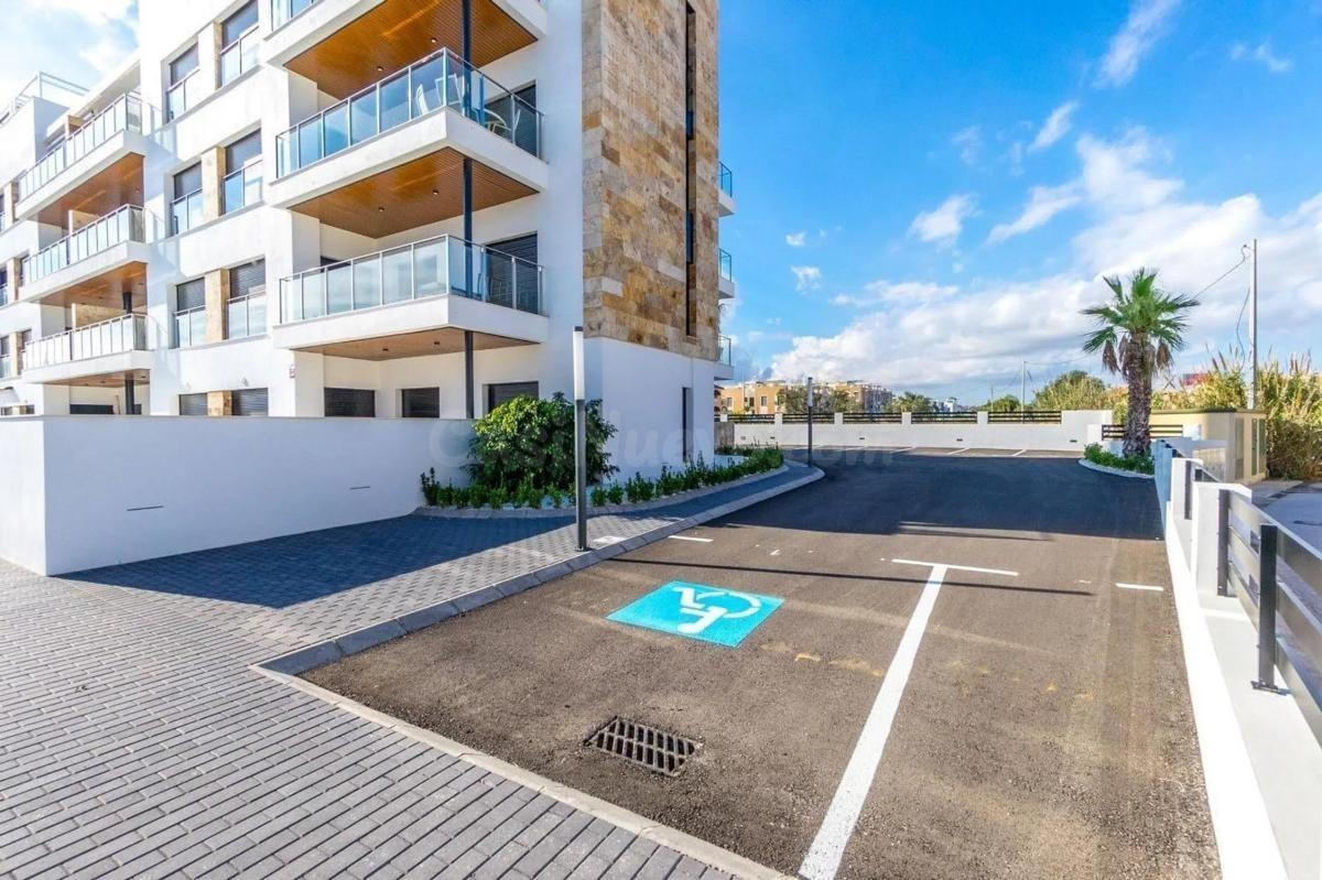 GRAN CARTERA DE OBRA NUEVA | MÁS DE 8.000 VIVIENDAS LLAVE EN - foto 3
