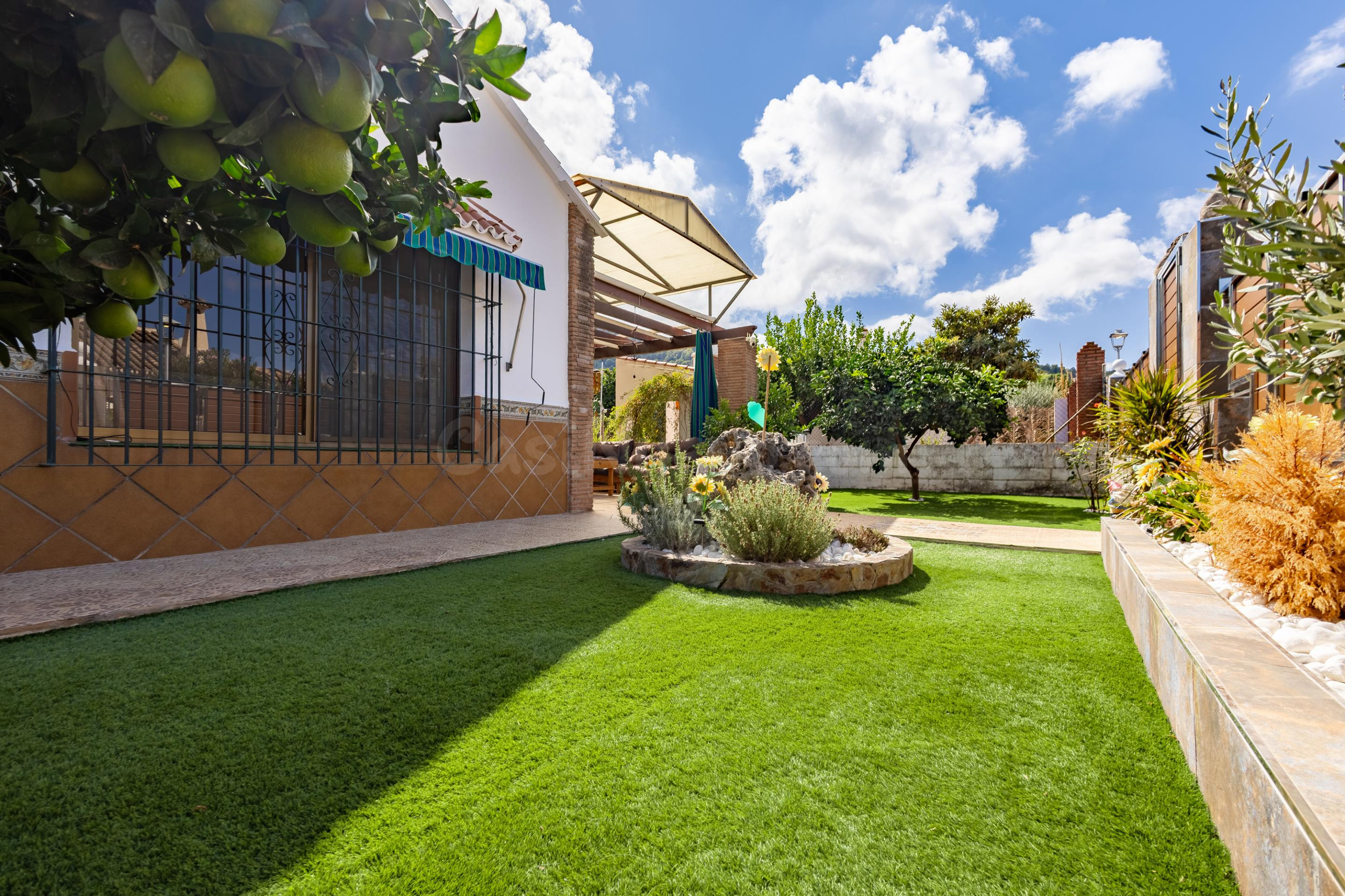 Casa independiente en venta en Alhaurín de la Torre con pisc - foto 5