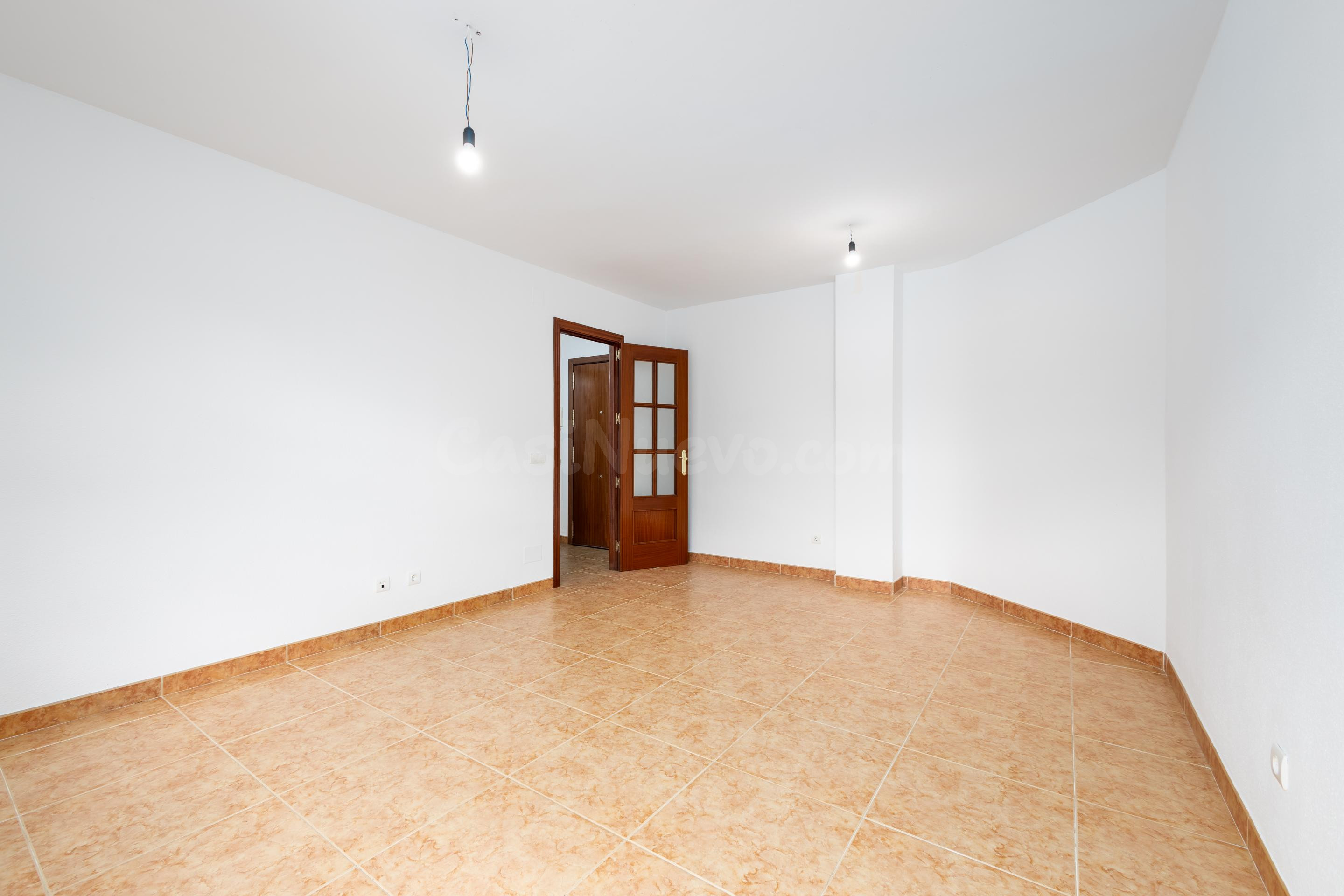 Piso en venta en el centro de Alhaurín de la Torre con parki - foto 3