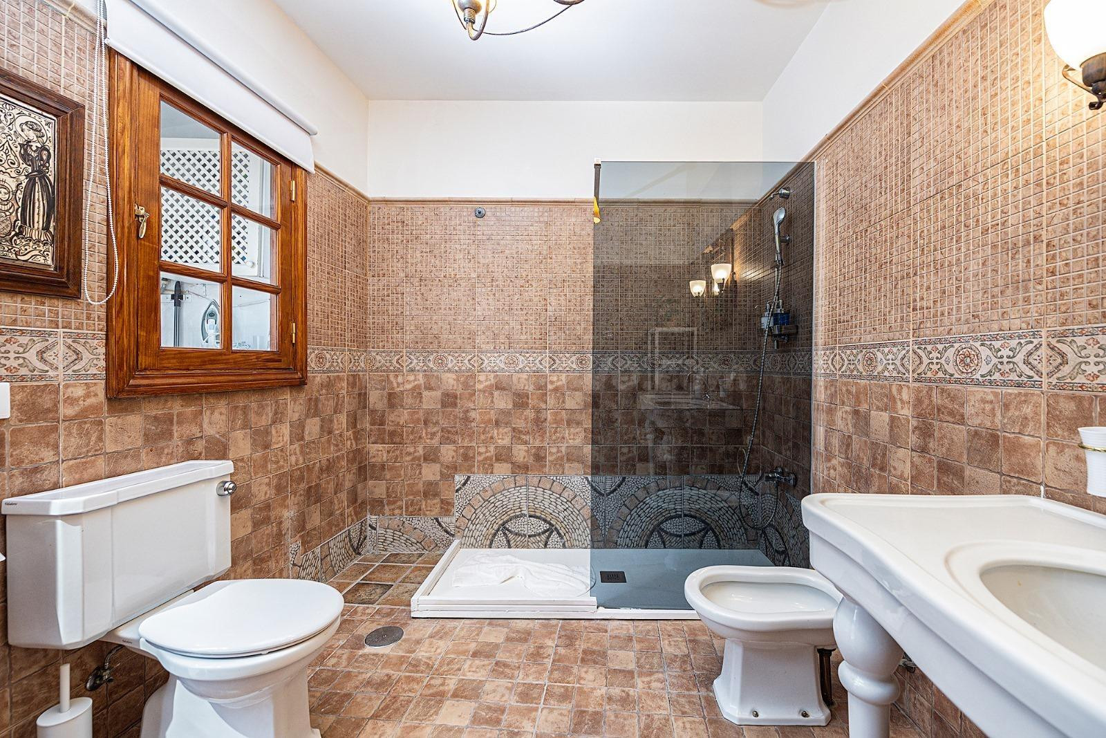 Casa histórica del siglo XVI en Vegueta – 268 m2 con rentabi - foto 5