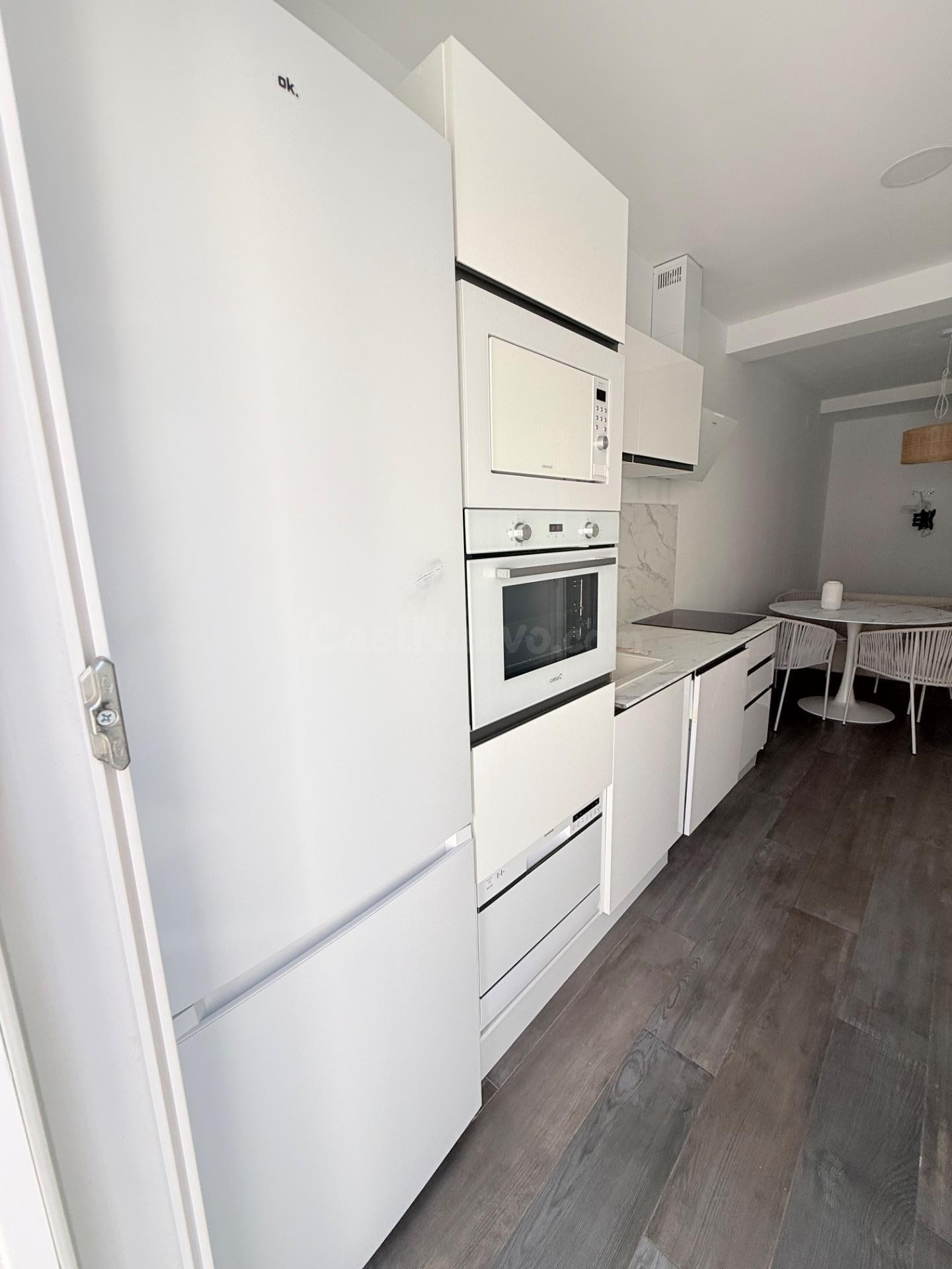 Apartamento 3 habitaciones 90m² en alquiler - Carolinas baja - foto 4