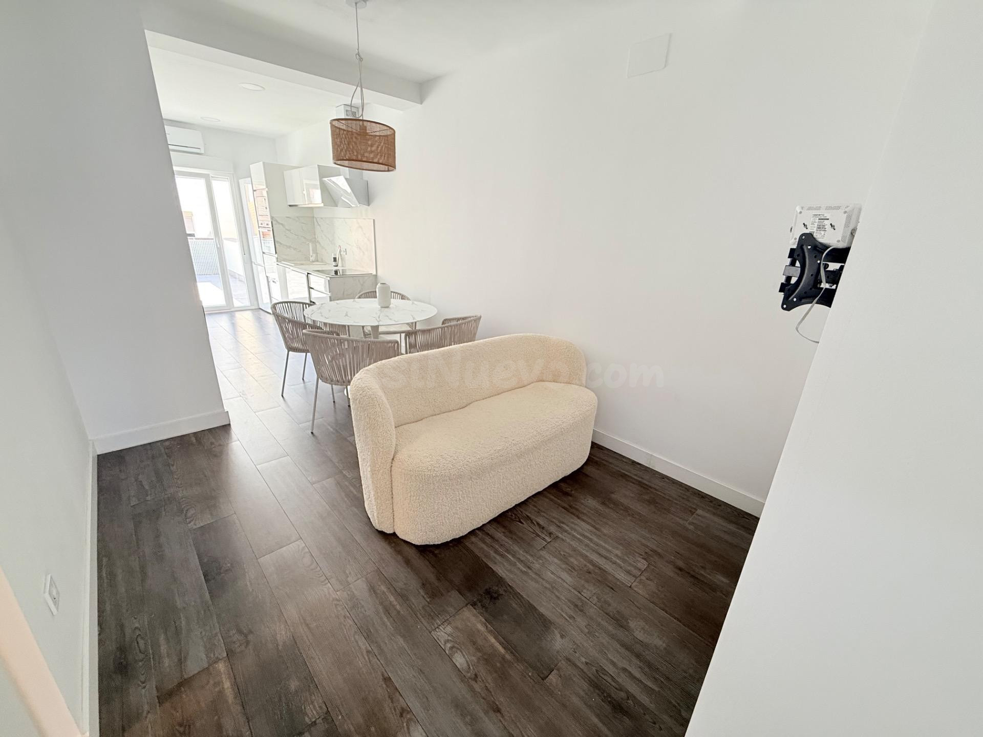 Apartamento 3 habitaciones 90m² en alquiler - Carolinas baja - foto 5