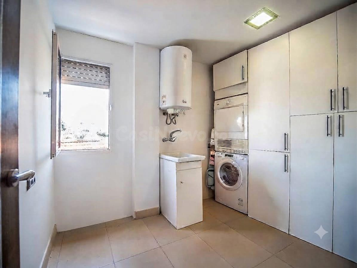 VIVIENDA INDEPENDIENTE REFORMADA | 180 m2 ÚTILES, GARAJE PRI - foto 5