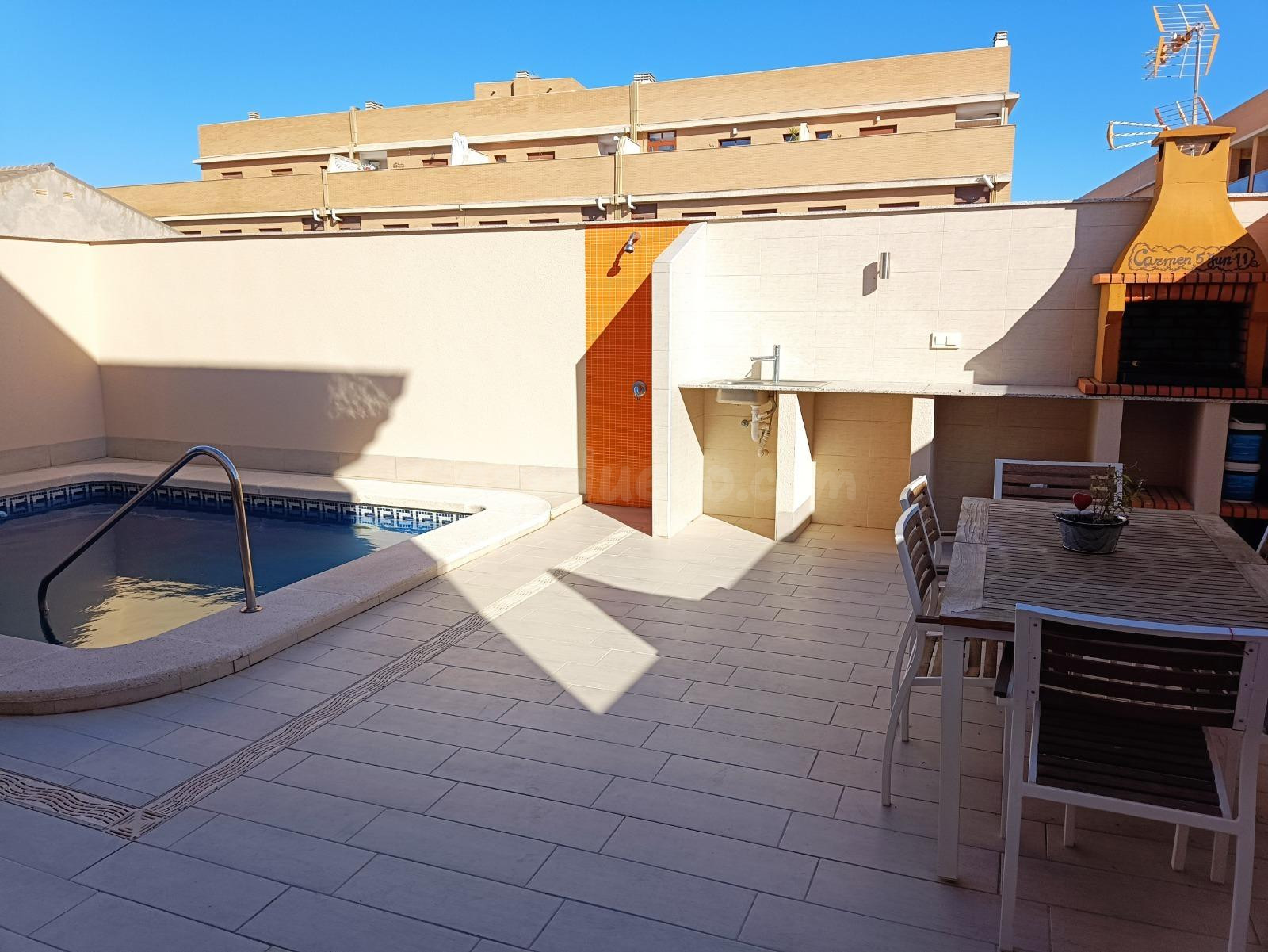 UNA VIVIENDA ÚNICA CON ESPACIO, PRIVACIDAD Y POSIBILIDAD DE RENTABILIDAD