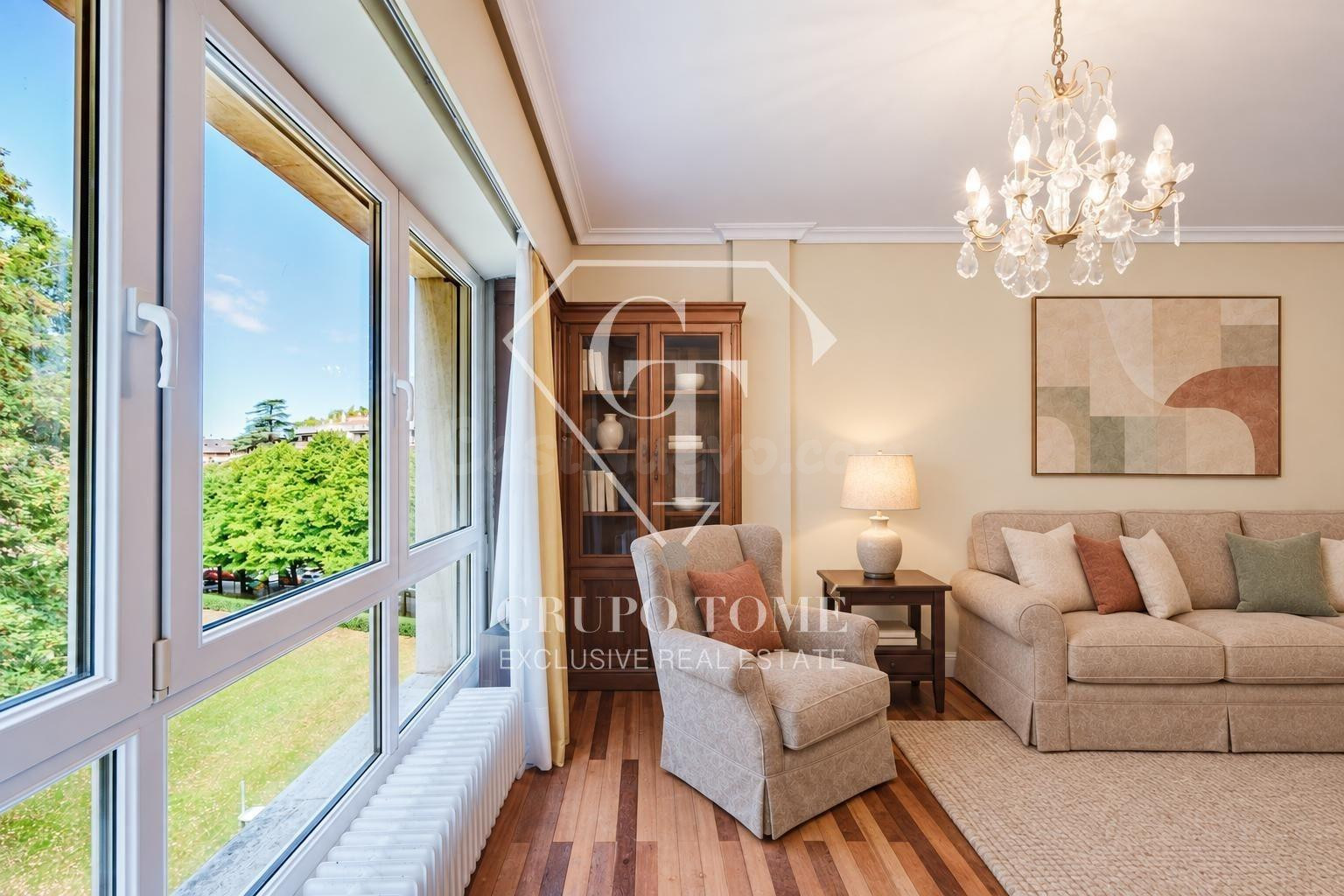 Exclusiva vivienda con terrazas, vistas al bosque y jardín c - foto 5